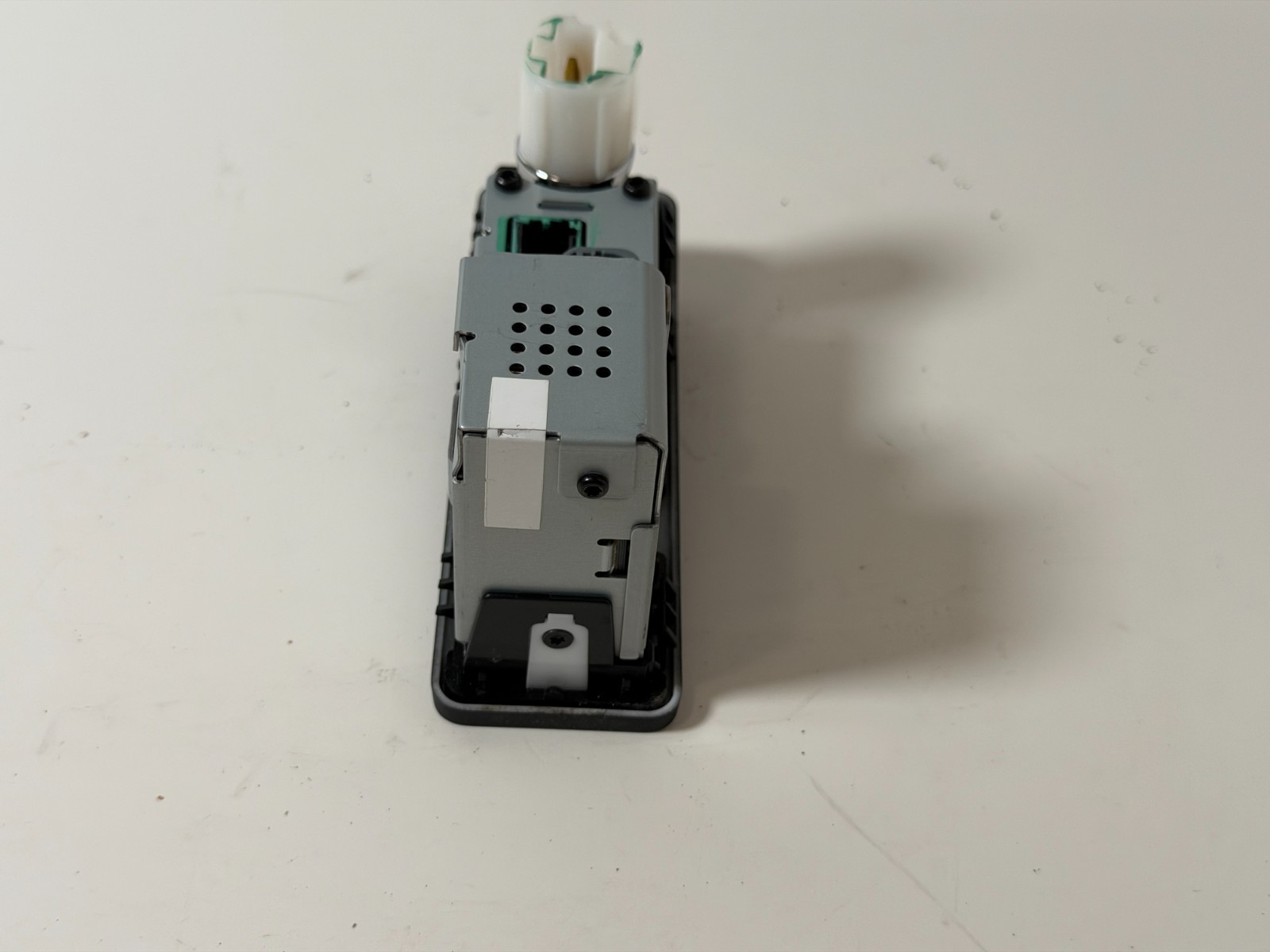 2019 LAND ROVER RANGE ROVER VELAR USB PORT MODULE | OEM JPLA-19E110-BB