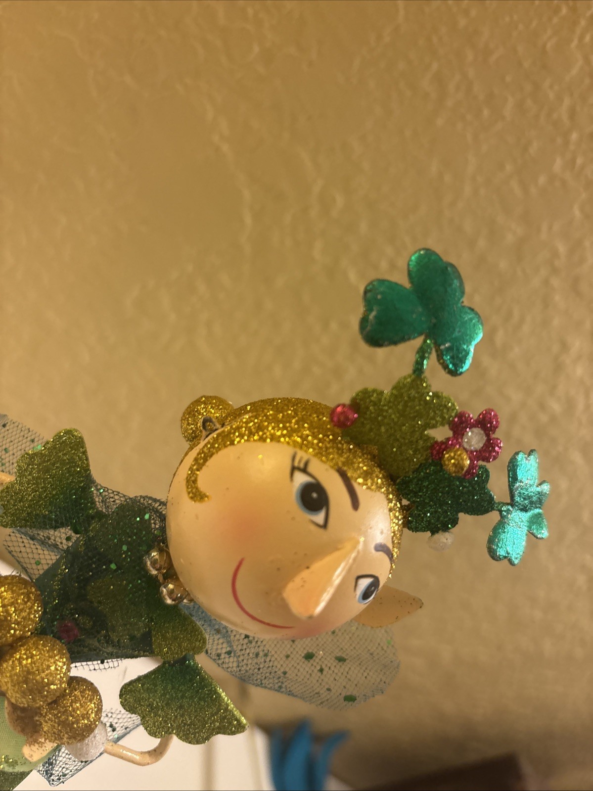 Pier 1 One Rare Celtic St. Patrick's Day Fairy Glitter Metal 11.5" Damage (a80