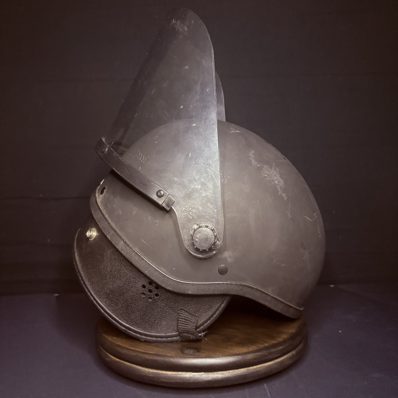 Police SWAT Riot Helmet Black (Universal Size) USA MADE w/ Removable Face Shield