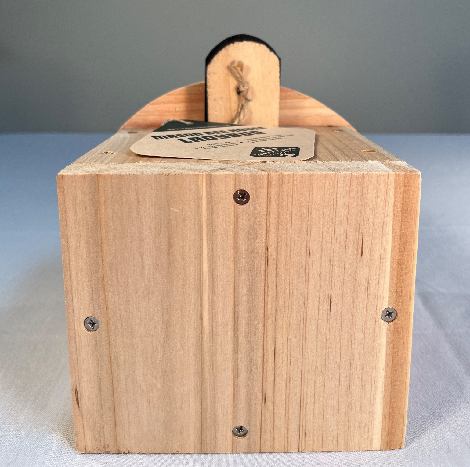 New Open Box Welliver Mason Bee House Ladybug Design, Cedar, Paper Tubes