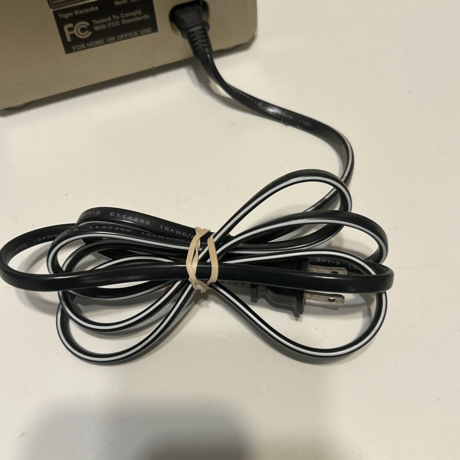 Tiger Portable Karaoke Machine Model 599810000 Vocal & Spatial Effects RCA USB