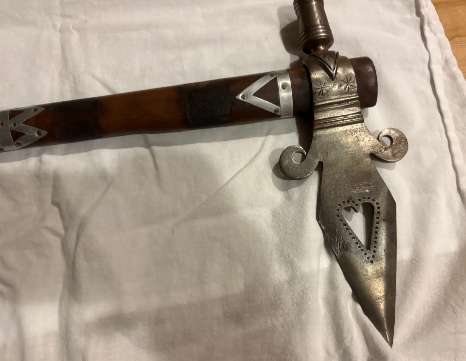 Antique vintage Native American Indian heart Trade Pipe Tomahawk Navajo Axe