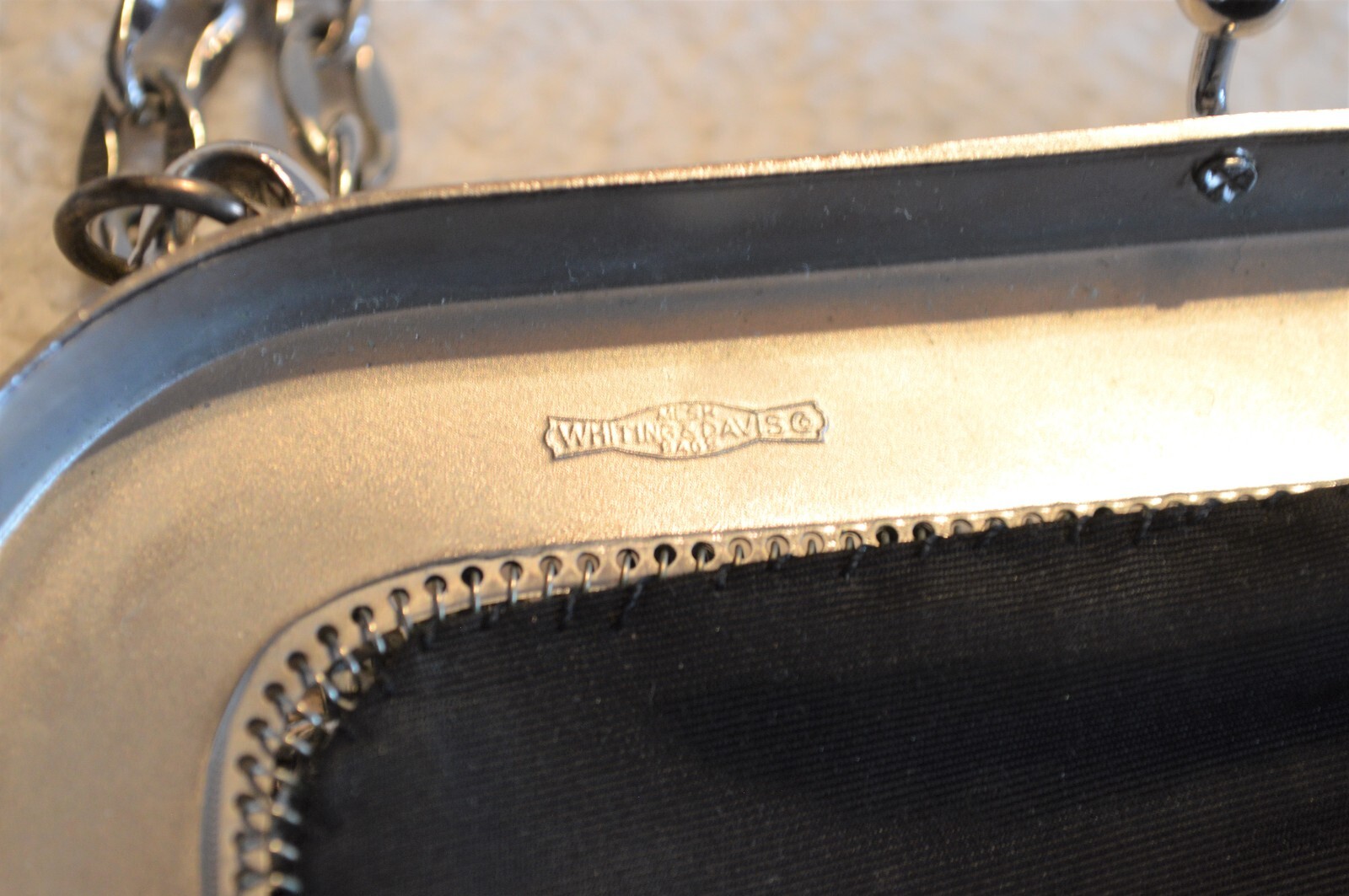 VINTAGE WHITING DAVIS SILVER MESH PURSE MIRROR FINISH