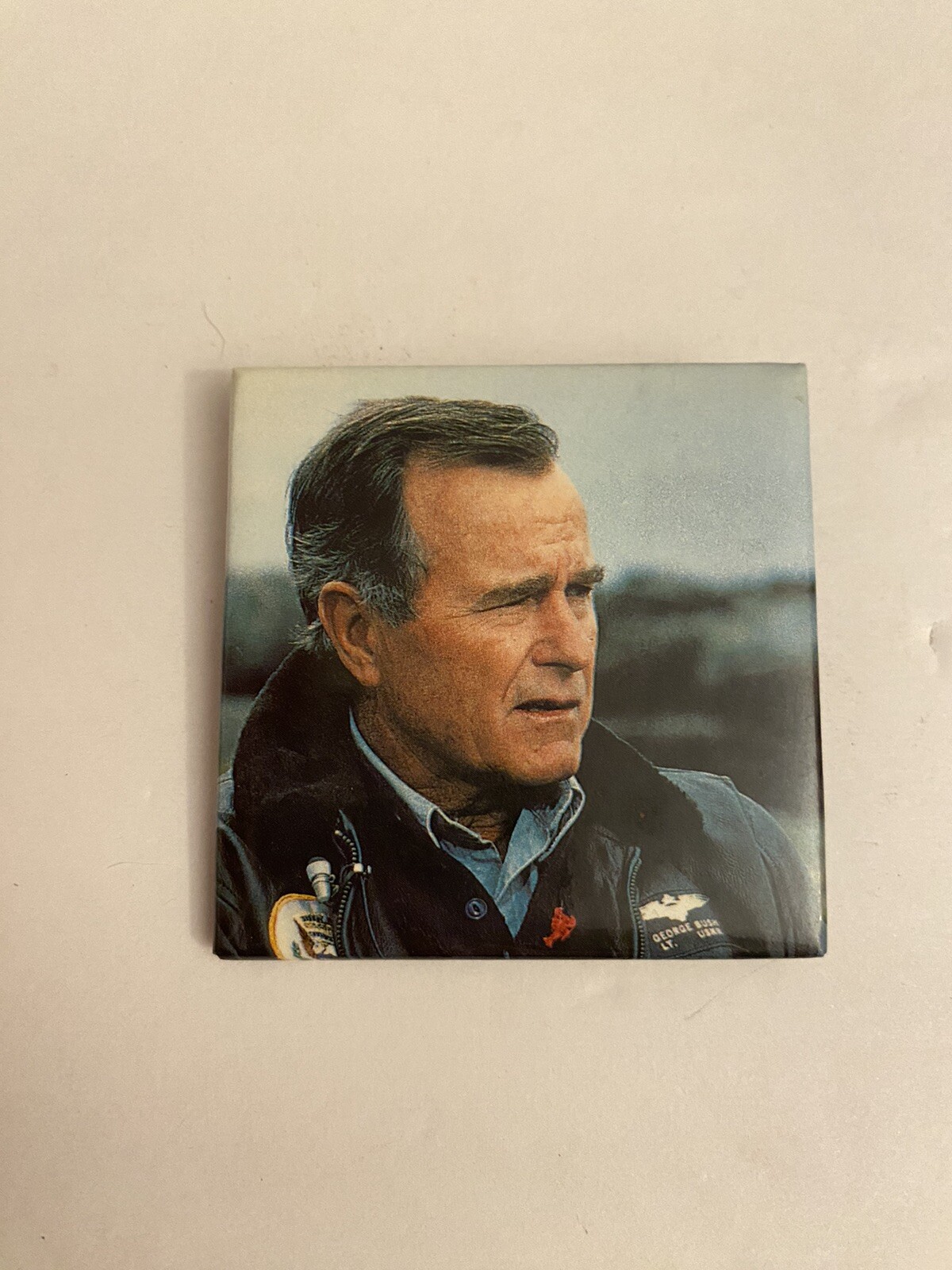 George H.W. Bush Photo Political Pin Back Button P12