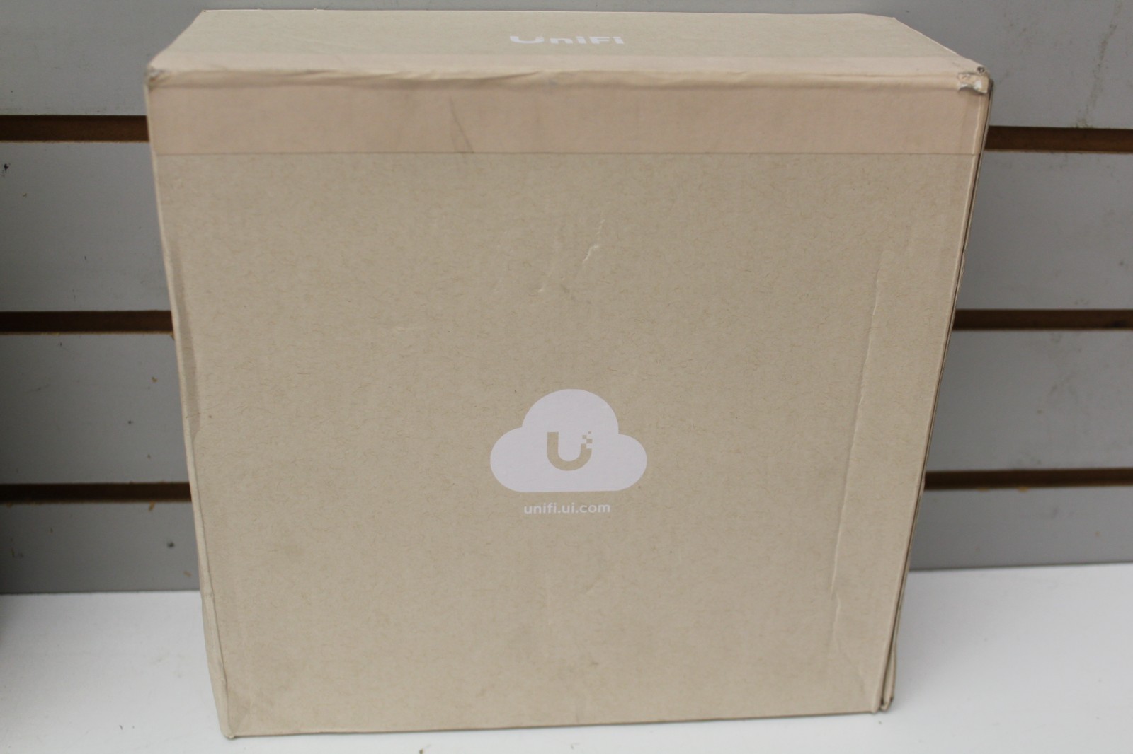 UBIQUITI U7-Pro-US U7 Pro Ceiling Mounted 6-Stream Wireless Access Point