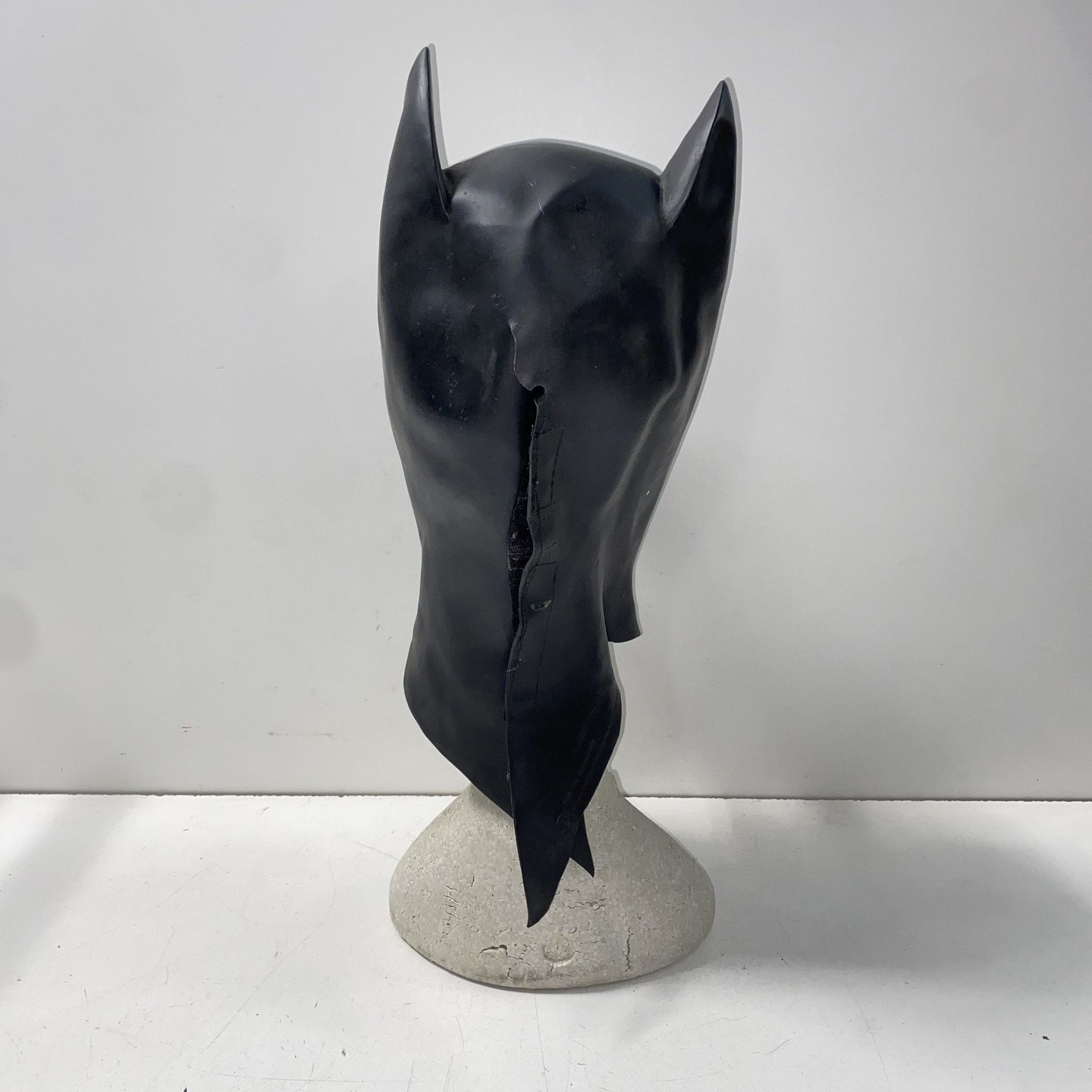 Batman Black Full Head Rubber Mask for Cosplay Fair, Used