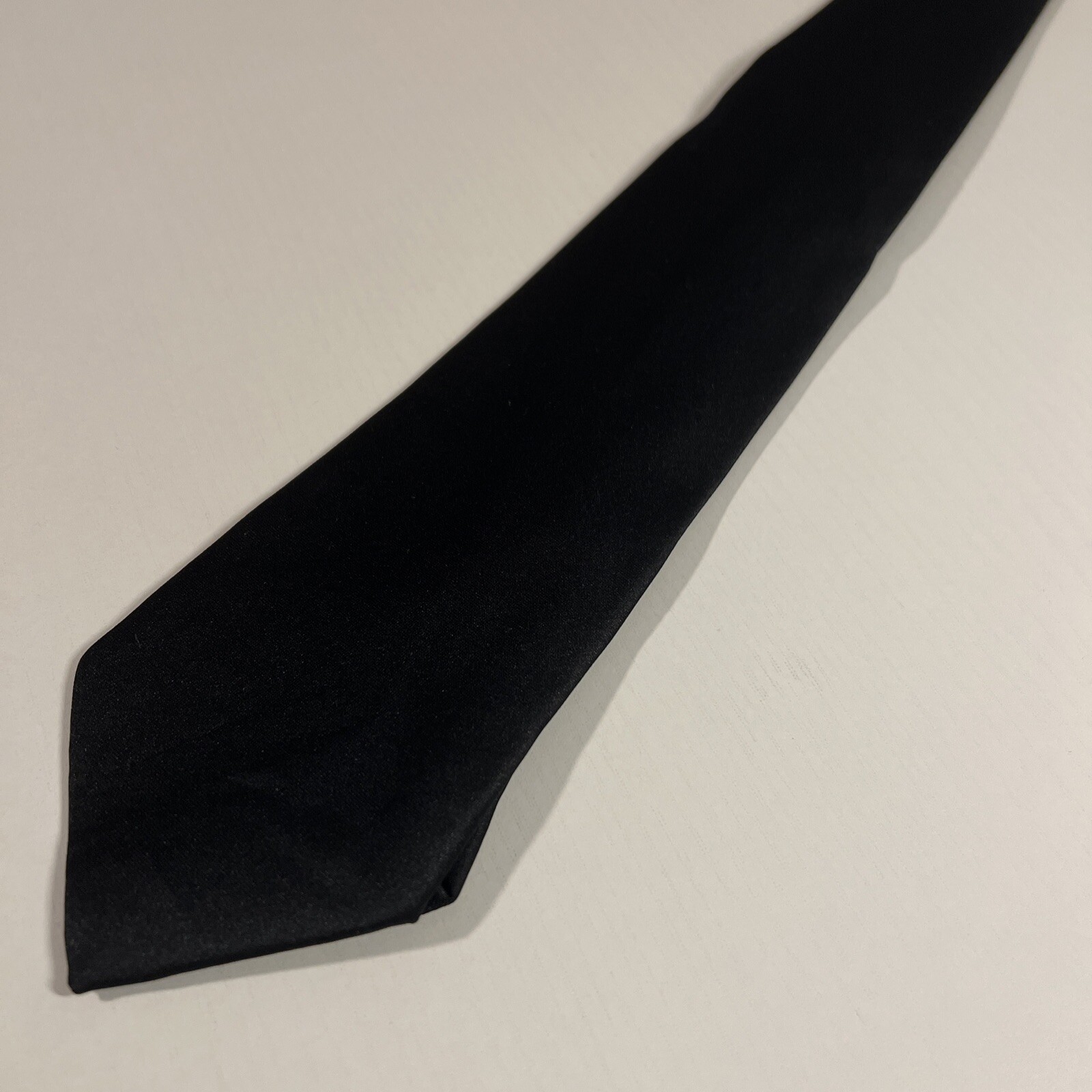 New Ferarirric Men’s Necktie Black Solid Narrow Tie 58” Classic Length
