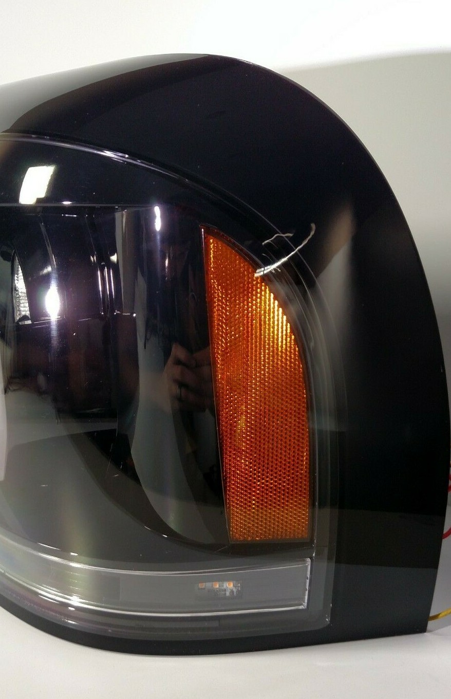 RH Blackout Headlight w/ LED Turn Signal & Light Bar For Freightliner Century