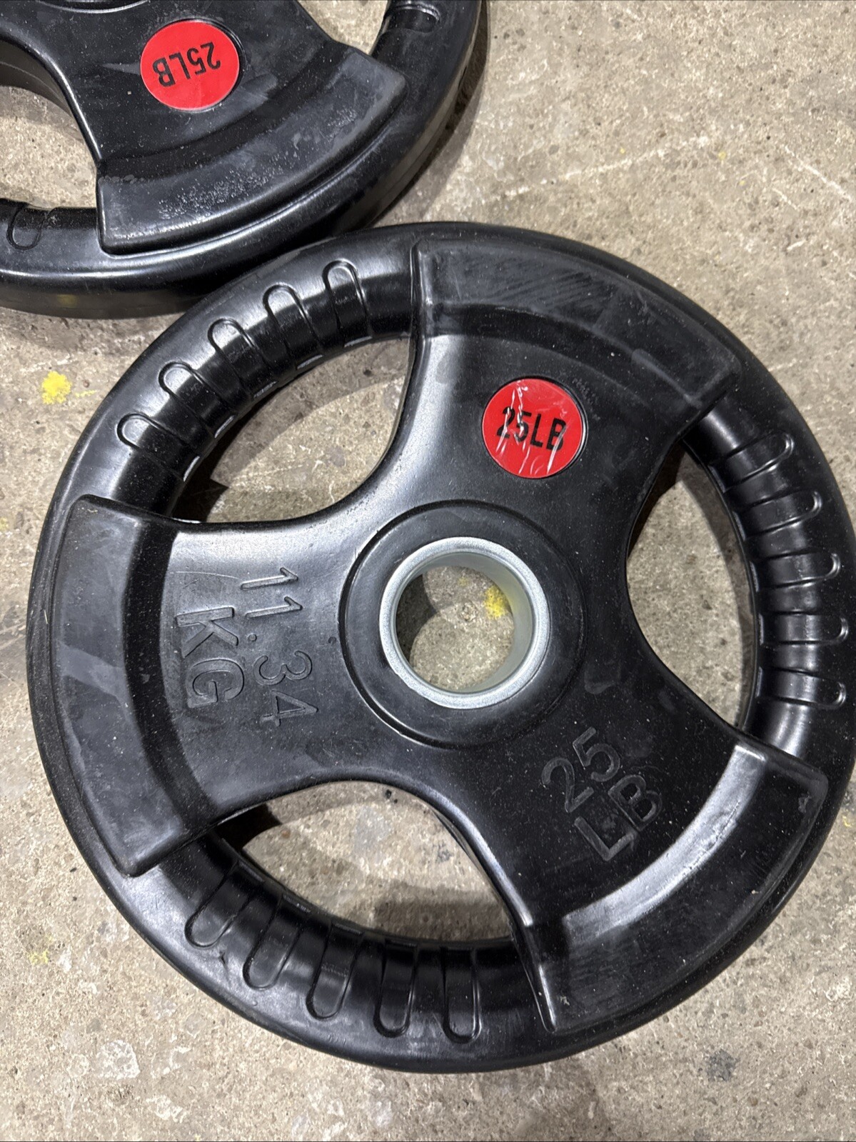 25 LB Grip Style Olympic Rubber Weight Plates - Pair (50lbs Total) 2” Hole