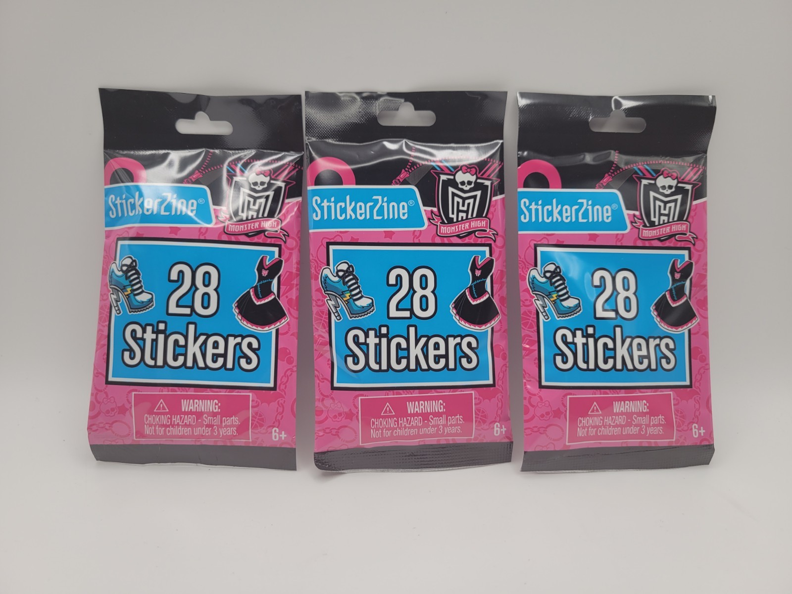 Monster High StickerZine  28 stikers (Lot of 3)