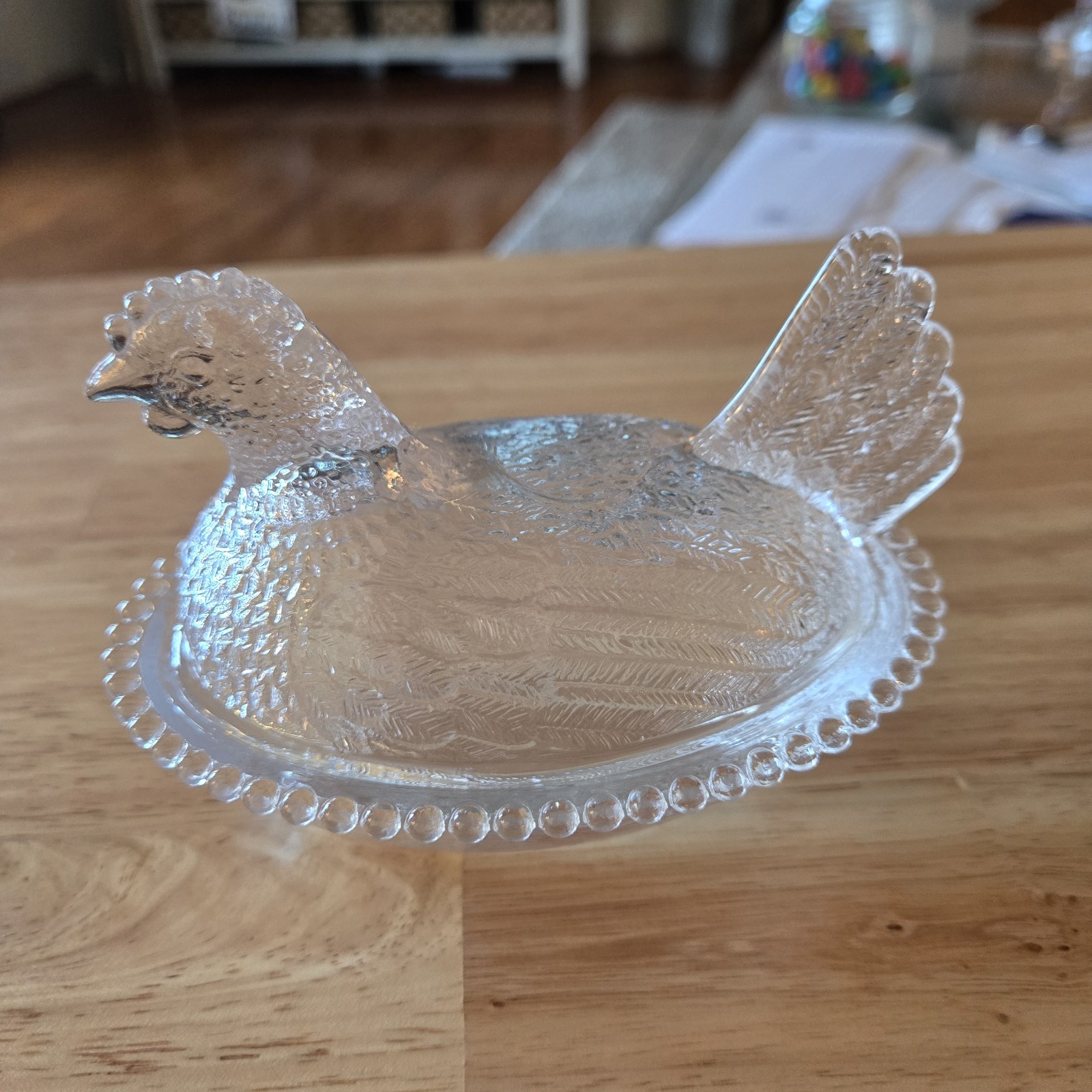 Beautiful Clear Glass Hen on a Nest Measures 5.5 Inches Long