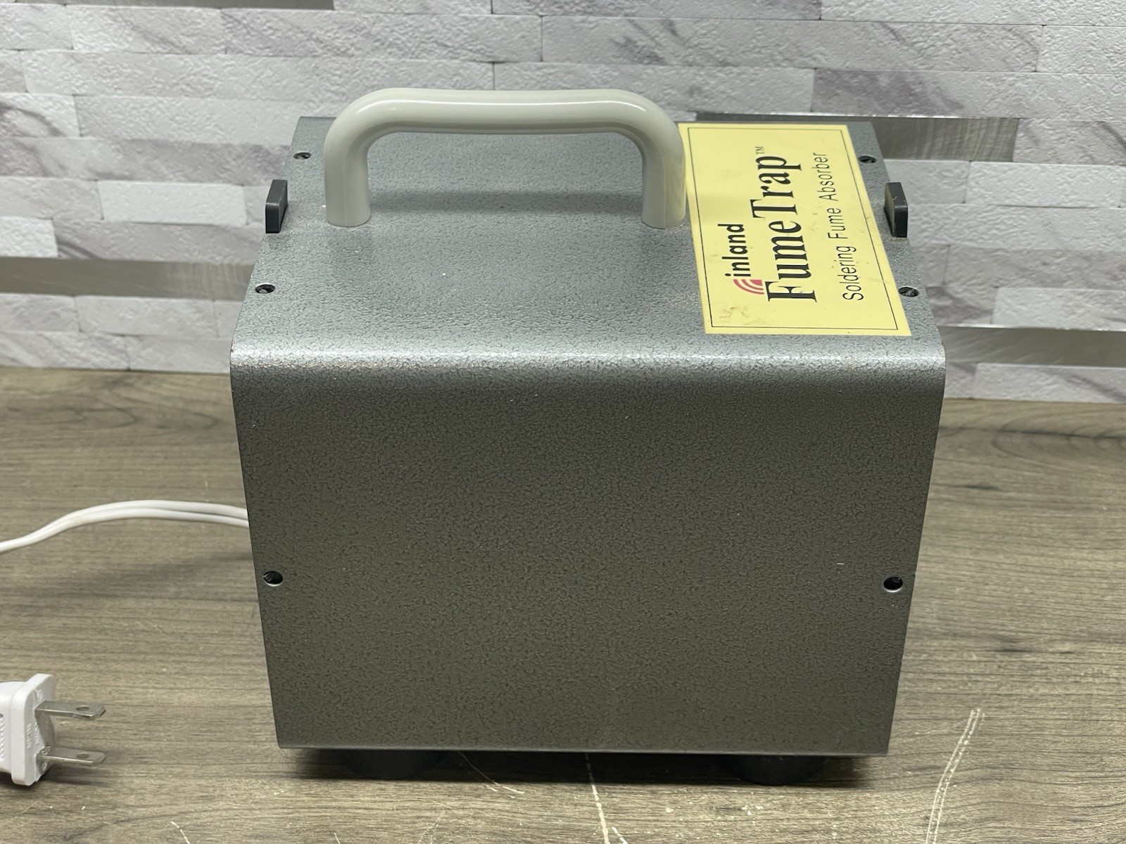 Inland Fume Trap 60010 FumeTrap Soldering Air Cleaner + Extra Charcoal Filter