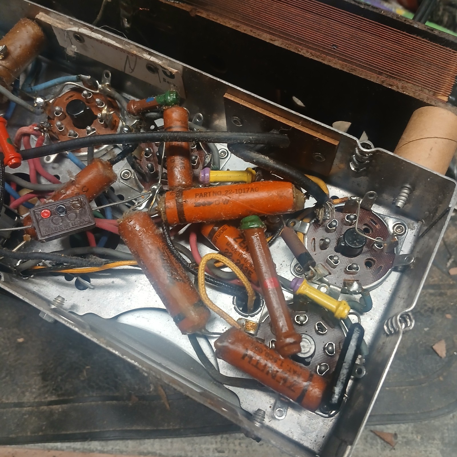 rare vintage 1941 Zenith Tube AM Radio TESTED AND WORKING Model 26-281