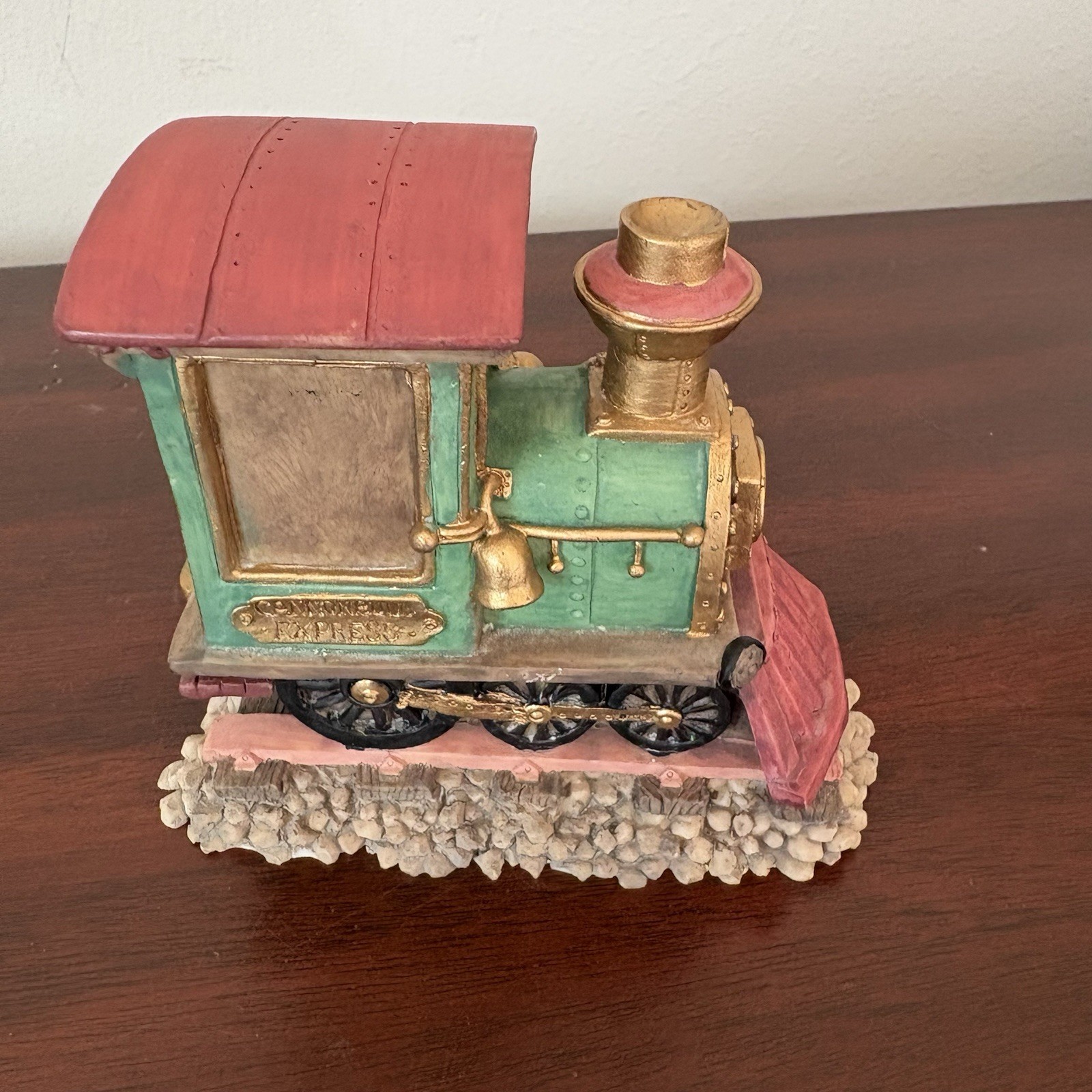 Ganz Cowtown Figurine- Cowsey Jones & The Cannonbull Express 1993