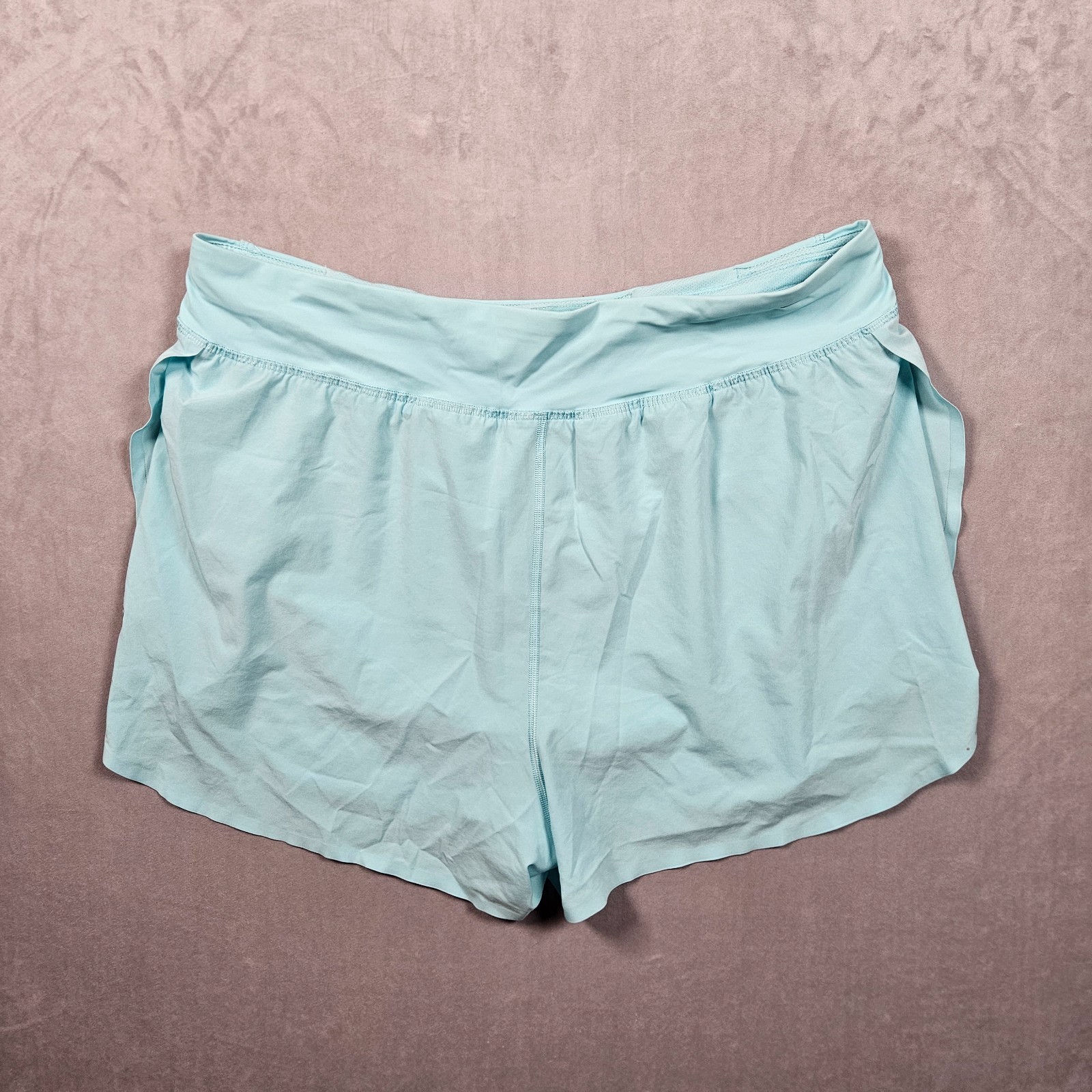 Lululemon Shorts Womens 14 Blue Fast and Free Reflective High Rise Classic Fit