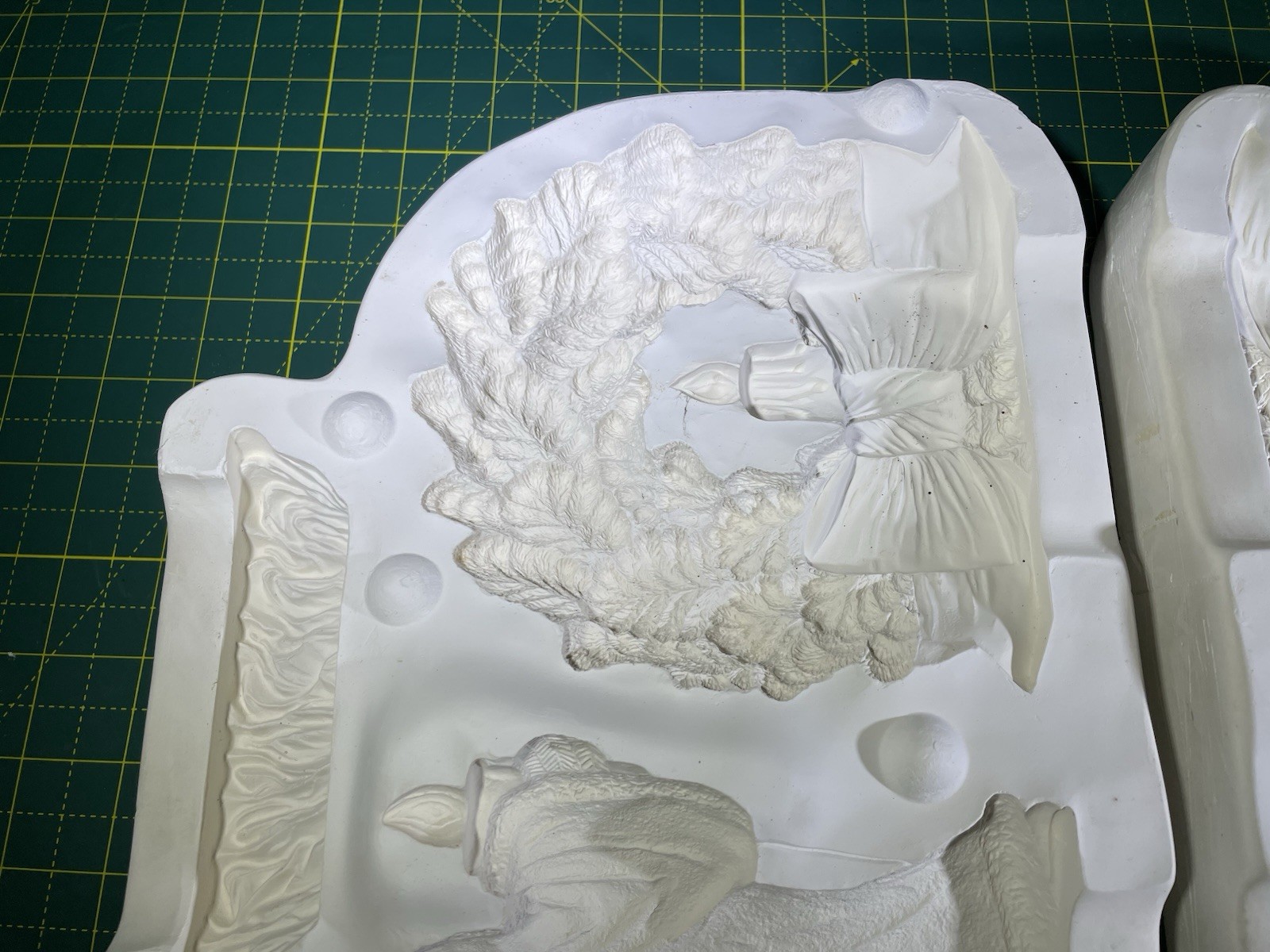 Nowell's NM-1752 Christmas Tree Santa Wreath Candle & Stand Ceramic Slip Mold