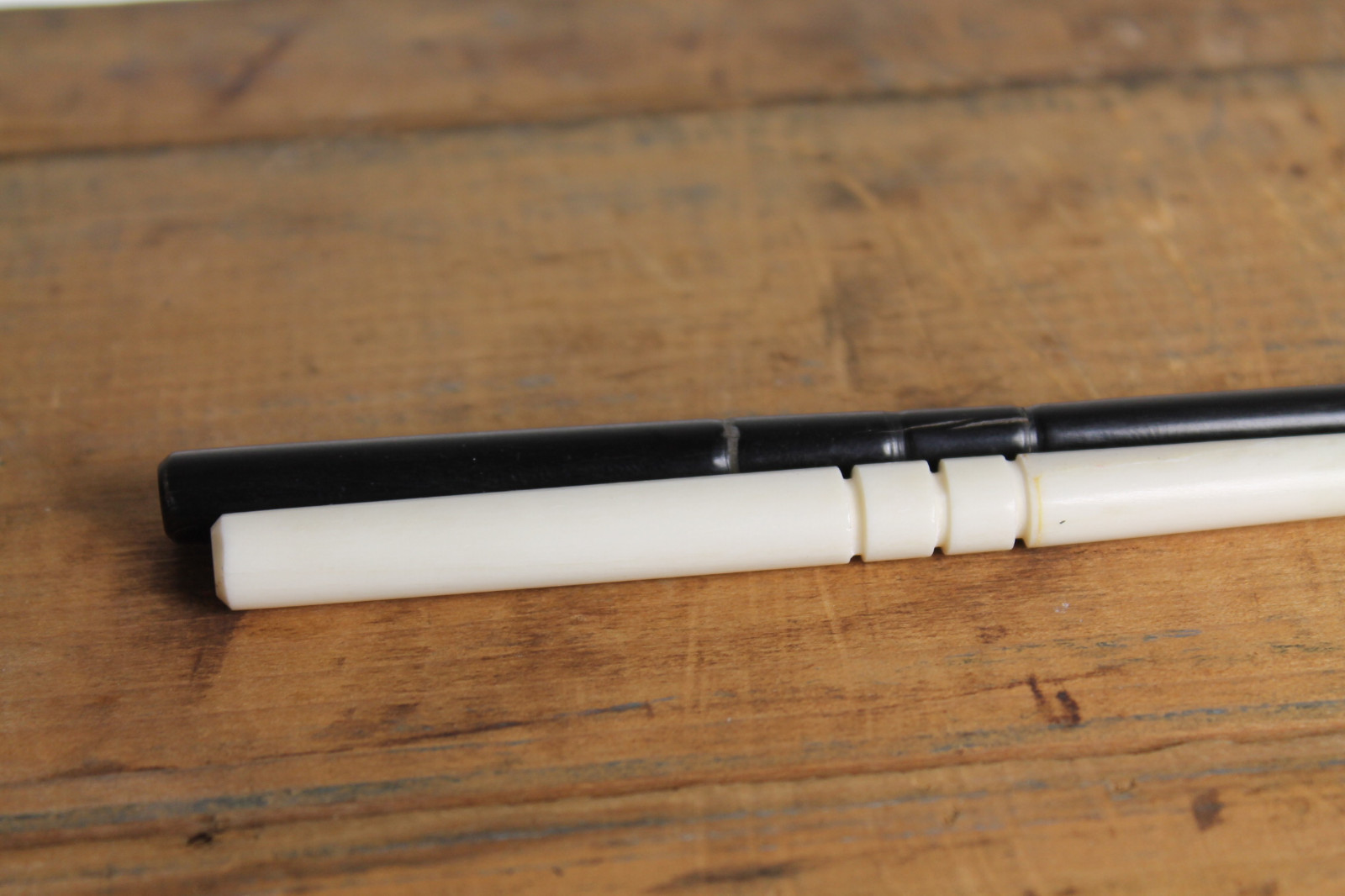 2 Antique Style Turned Bone & Horn Calligraphy Fountain Dip Ink Nib Writing Pen