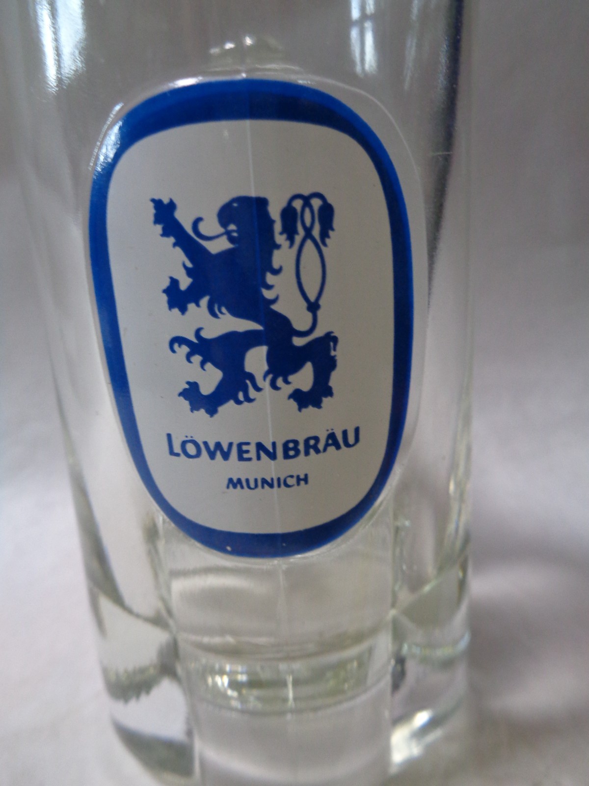 VINTAGE LOWENBRAU MUNICH GERMAN BEER MUG