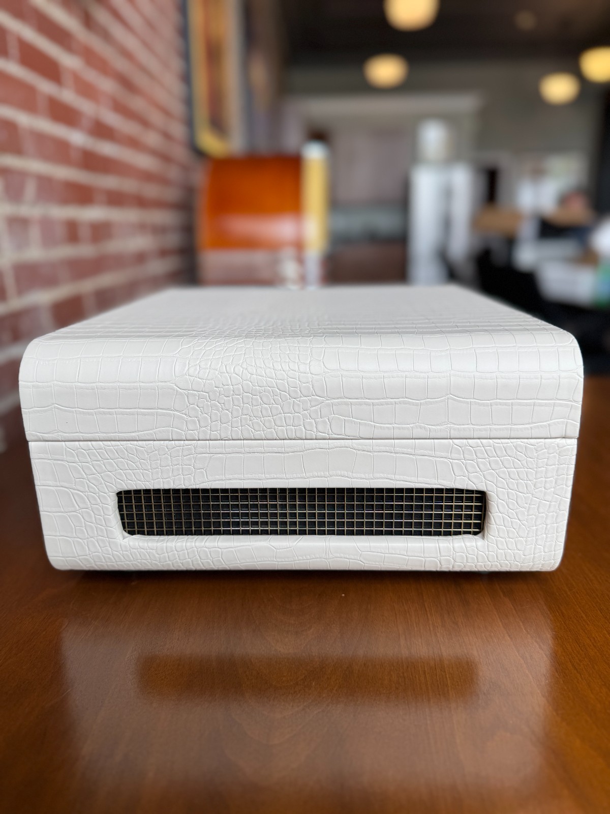 Open Box- Mercury Turntable with Bluetooth In/Out - Cream Croc