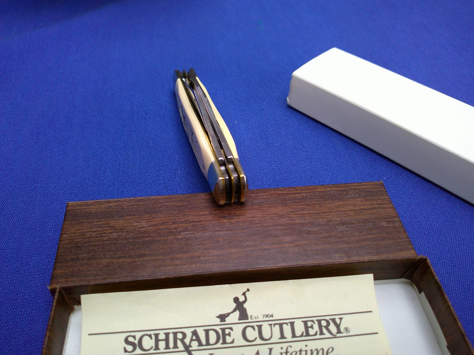 Vintage Schrade Scrimshaw SC505 3 Blade Pocket Knife New in Box Two Ducks Mint