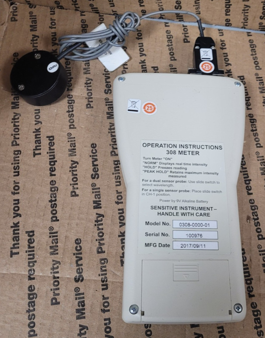 Optical Associates OAI 308 UV Intensity Meter W/UVB Probe/Sensor (TURNS ON)
