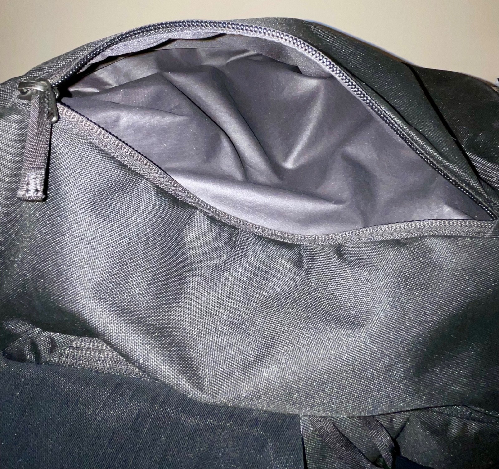 Black Arc'teryx Mantis 26L Backpack