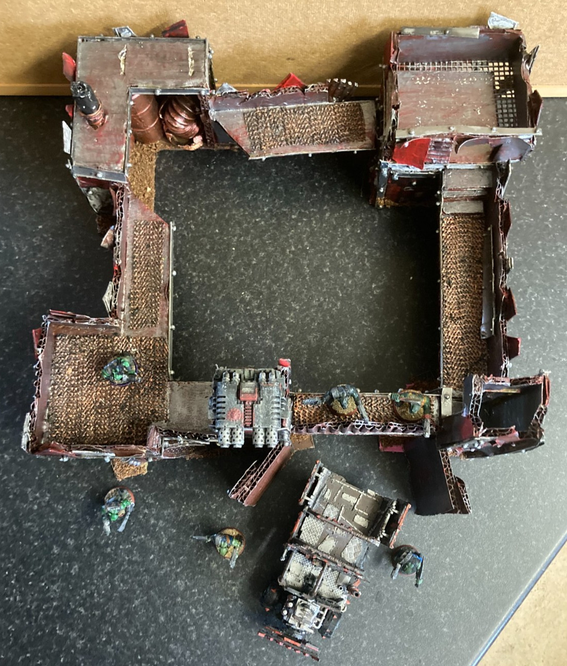 Warhammer 40k ORK FORT STRONGHOLD Building Terrain Scenery Custom Made Excellent