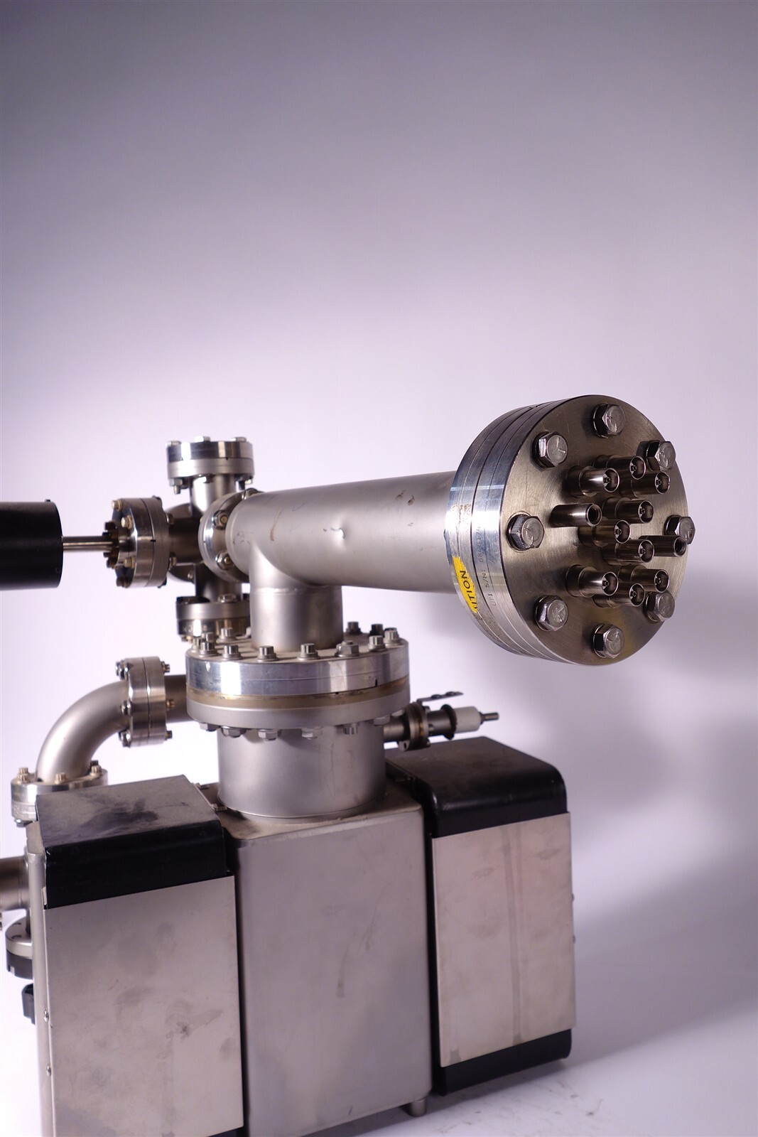 UTI Quadrupole Mass Spectrometer with Varian Ion Pump