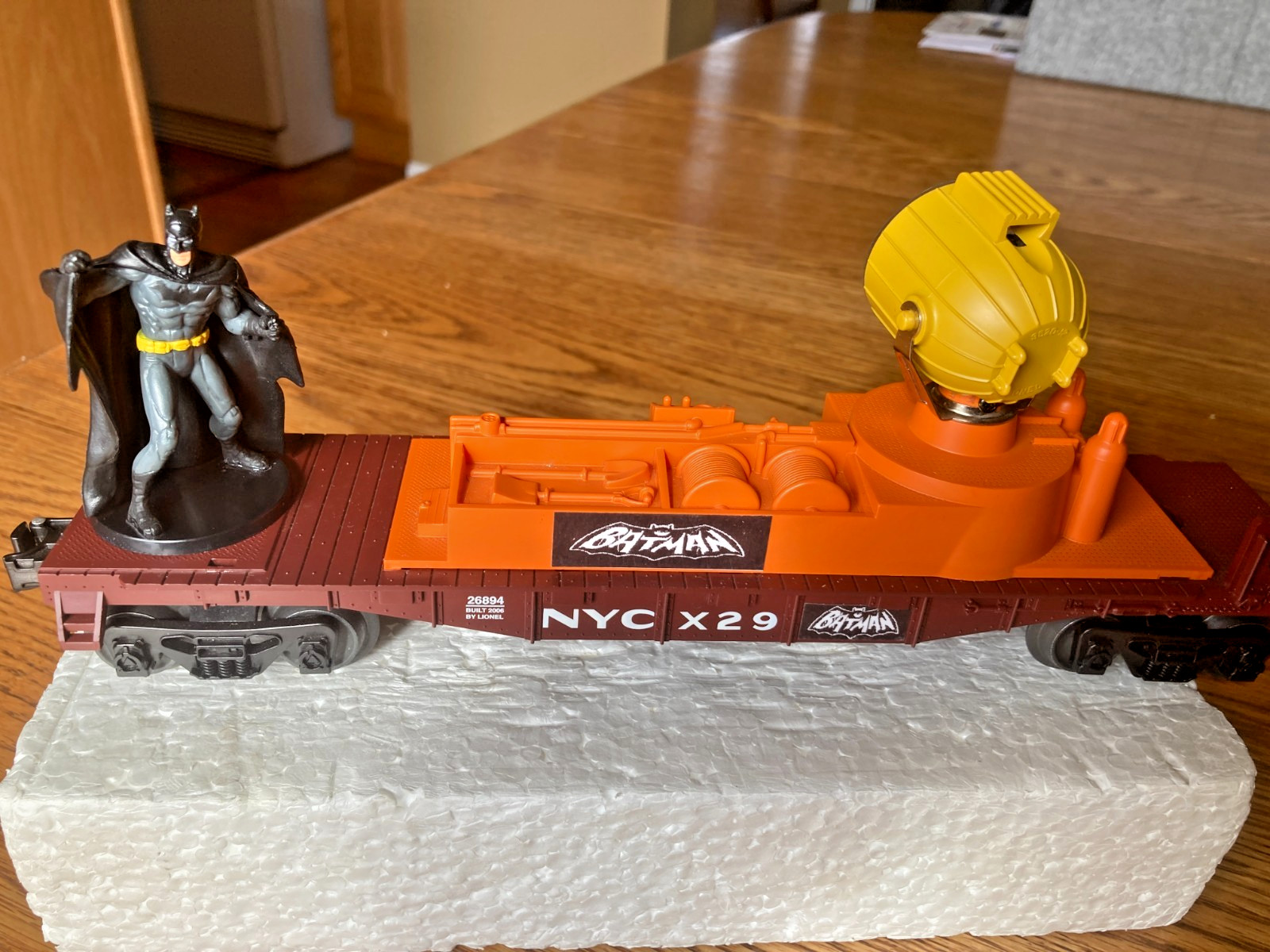 Lionel Customized SearchLight Car with Batman and Bat Signal