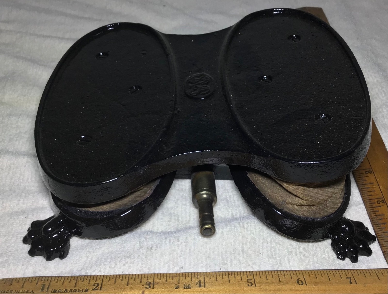 1880s era antique CLAW-FOOT air pump BELLOWS old DENTAL quack medicine APPARATUS