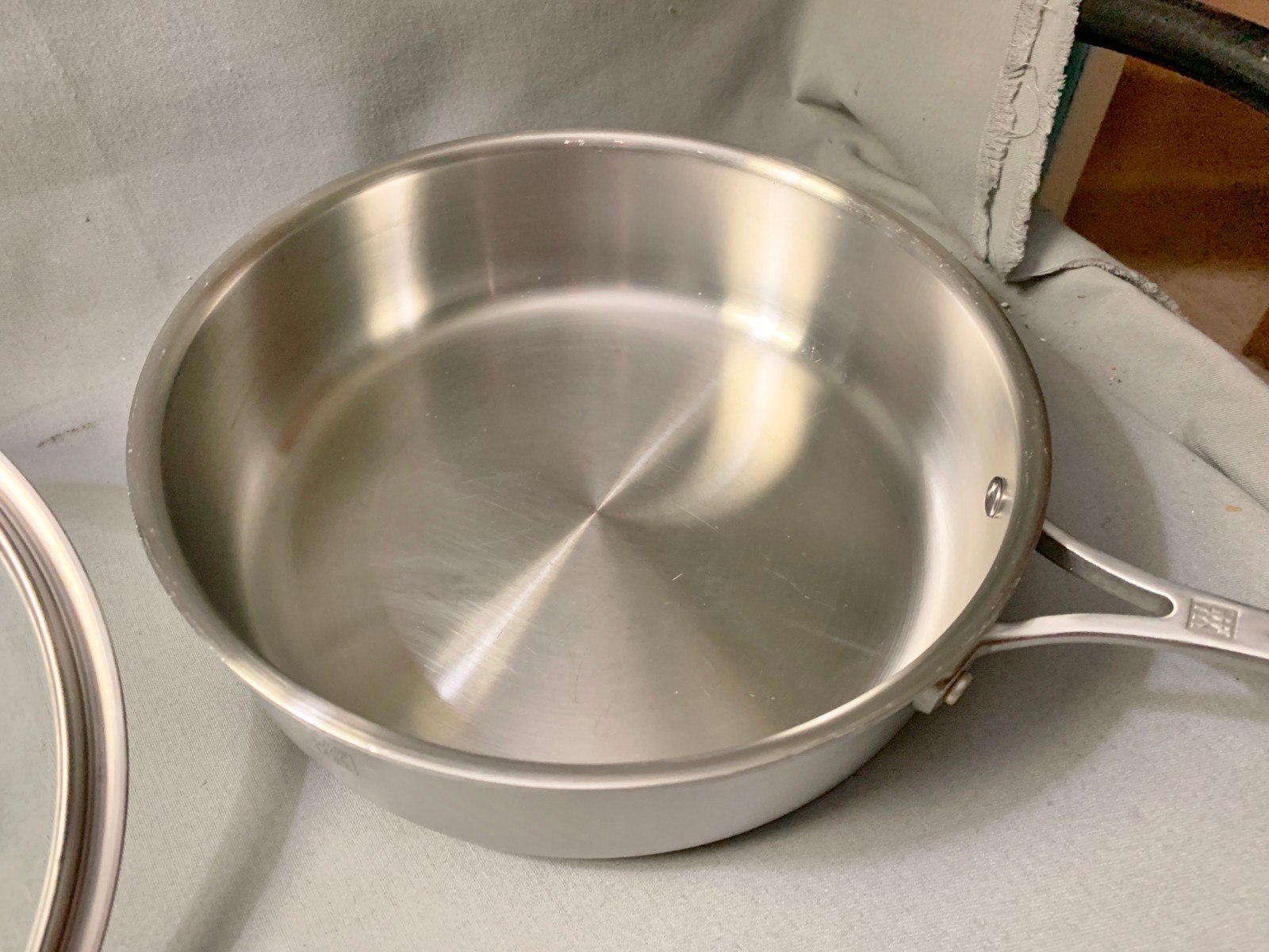 Zwilling J.A. Henckels 10" 3 Ply 18/10 Stainless Steel Skillet Pan w/ Glass Lid