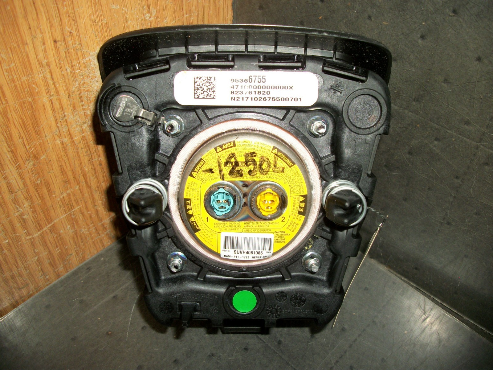 13 14 15 16 17 18 19 20 CHEVROLET TRAX Driver Airbag SRS BLACK (94A)