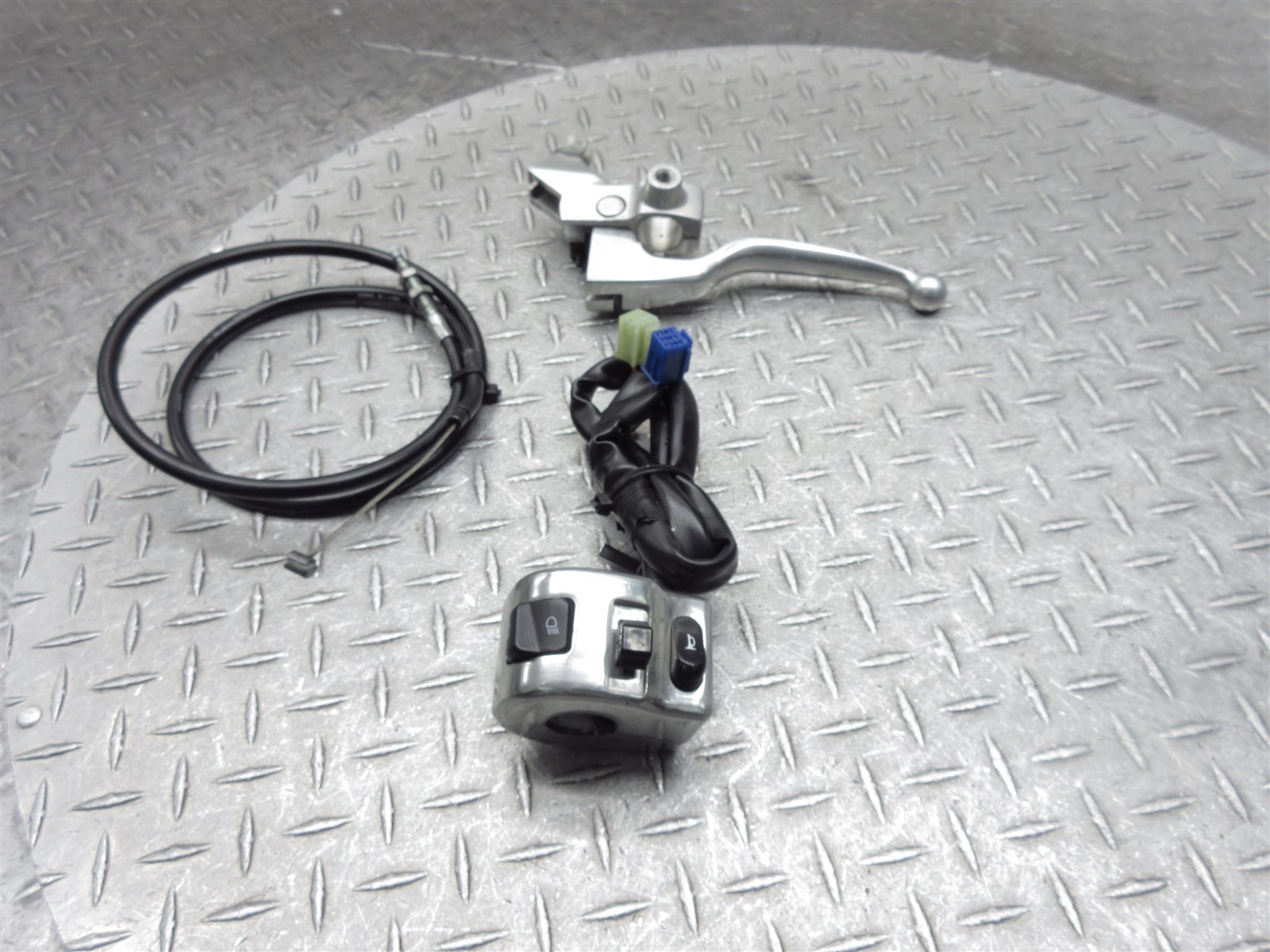 2009 04-16 Yamaha VStar 650 Classic XVS650 Left Handlebar Switch Clutch Perch