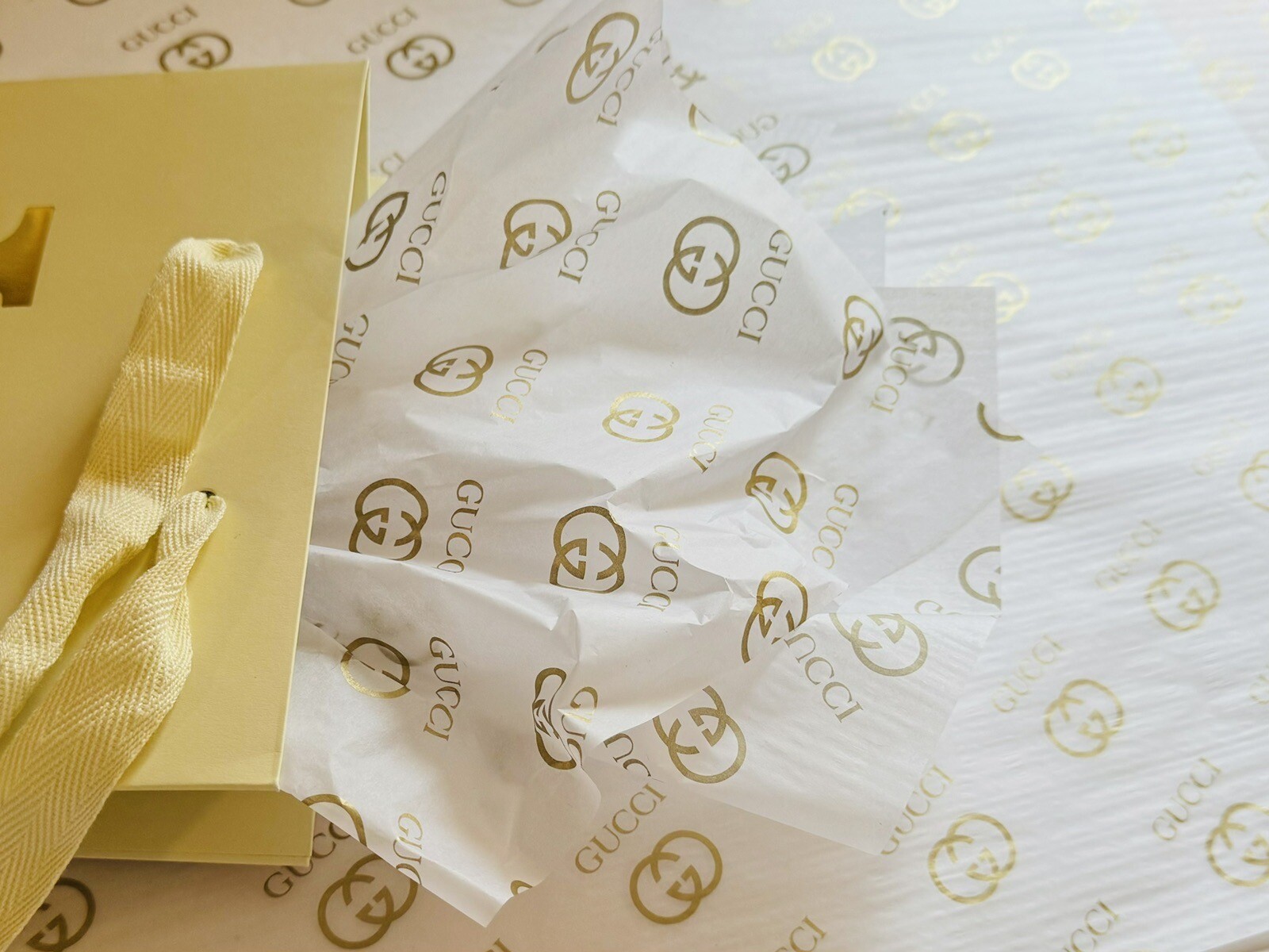 GUCCI Authentic Tissue Paper 20 Sheets