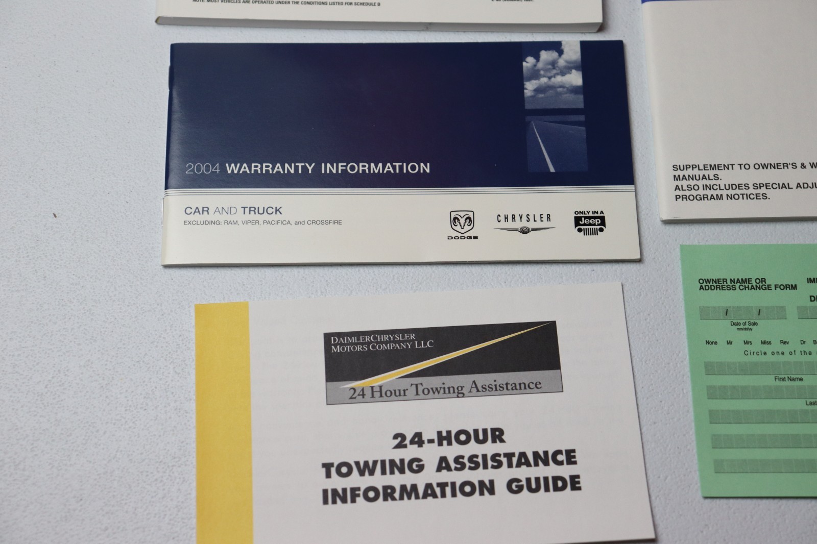 2004 CHRYSLER CONCORDE OWNERS Manual Complete Set W/ Case and Supplements