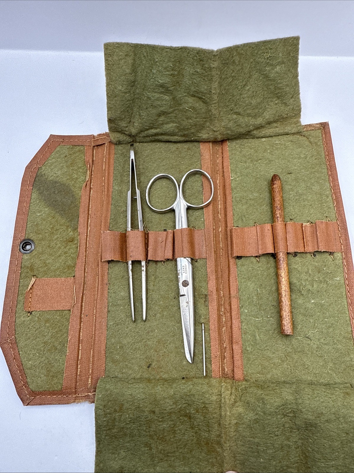 Antique school biology dissection kit. Spencer Lens Co.