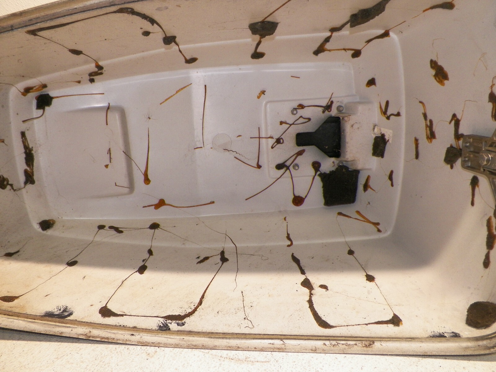 FORCE OUTBOARD 85HP COWL HOOD COVER 87,88,89,90,91,92