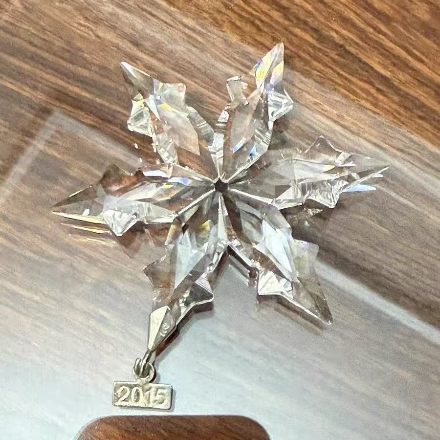 Swarovski 2015 Annual Edition Snowflake Star Christmas Ornament Collectible