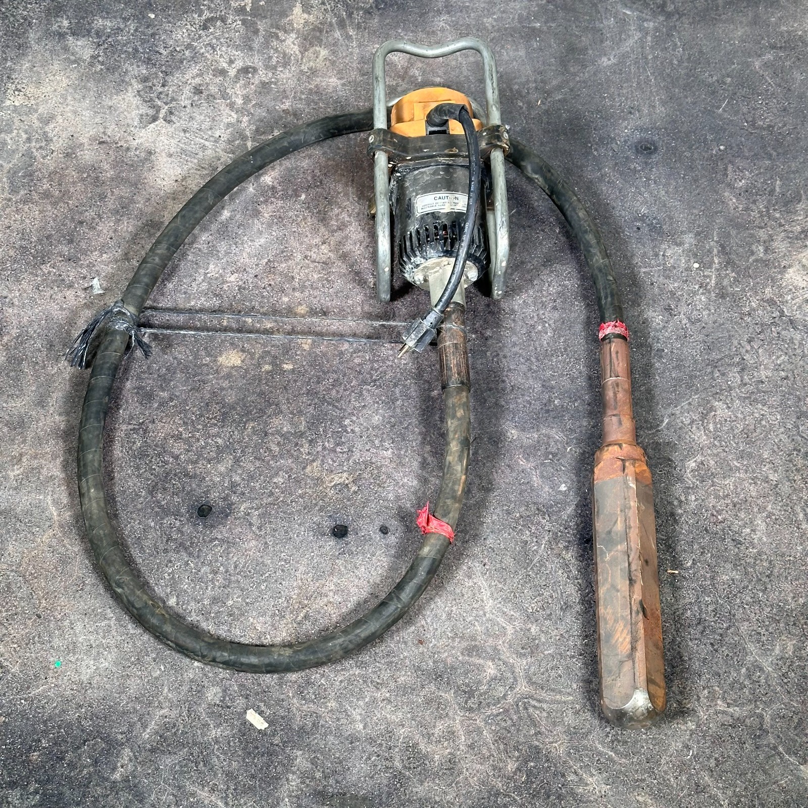 Wyco 993 115V / 15A Electric Concrete Vibrator Universal Motor w/ Flex Shaft
