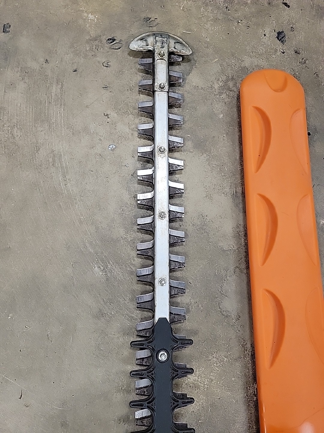 Stihl HS 81R Gas Powered Hedger * Pre-owned* FREE SHIPPING