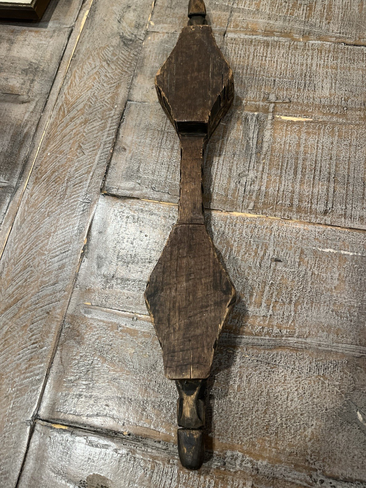 Antique Paiwan Noble Ceremonial Twin cup Linnak Hand Carve Taiwan Aboriginal 20”