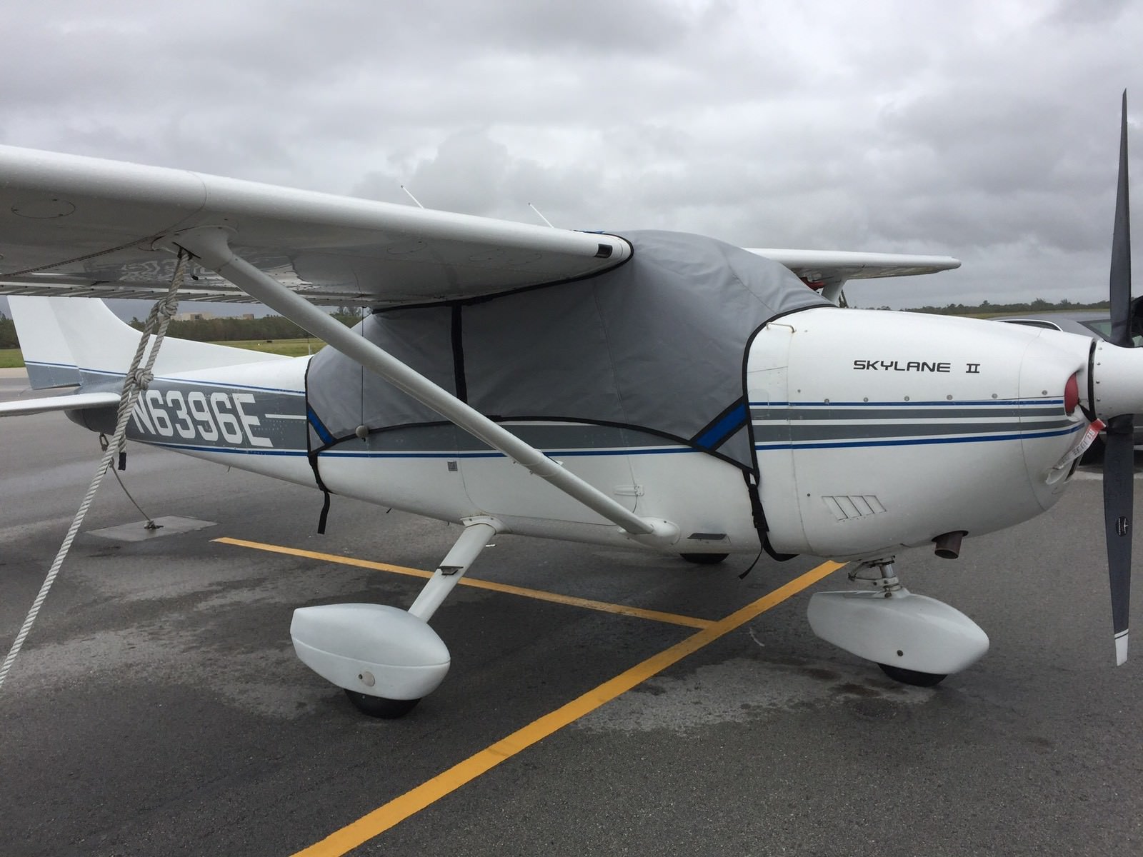 Cessna 182 SurLast cabin and Windshield Covers with color options