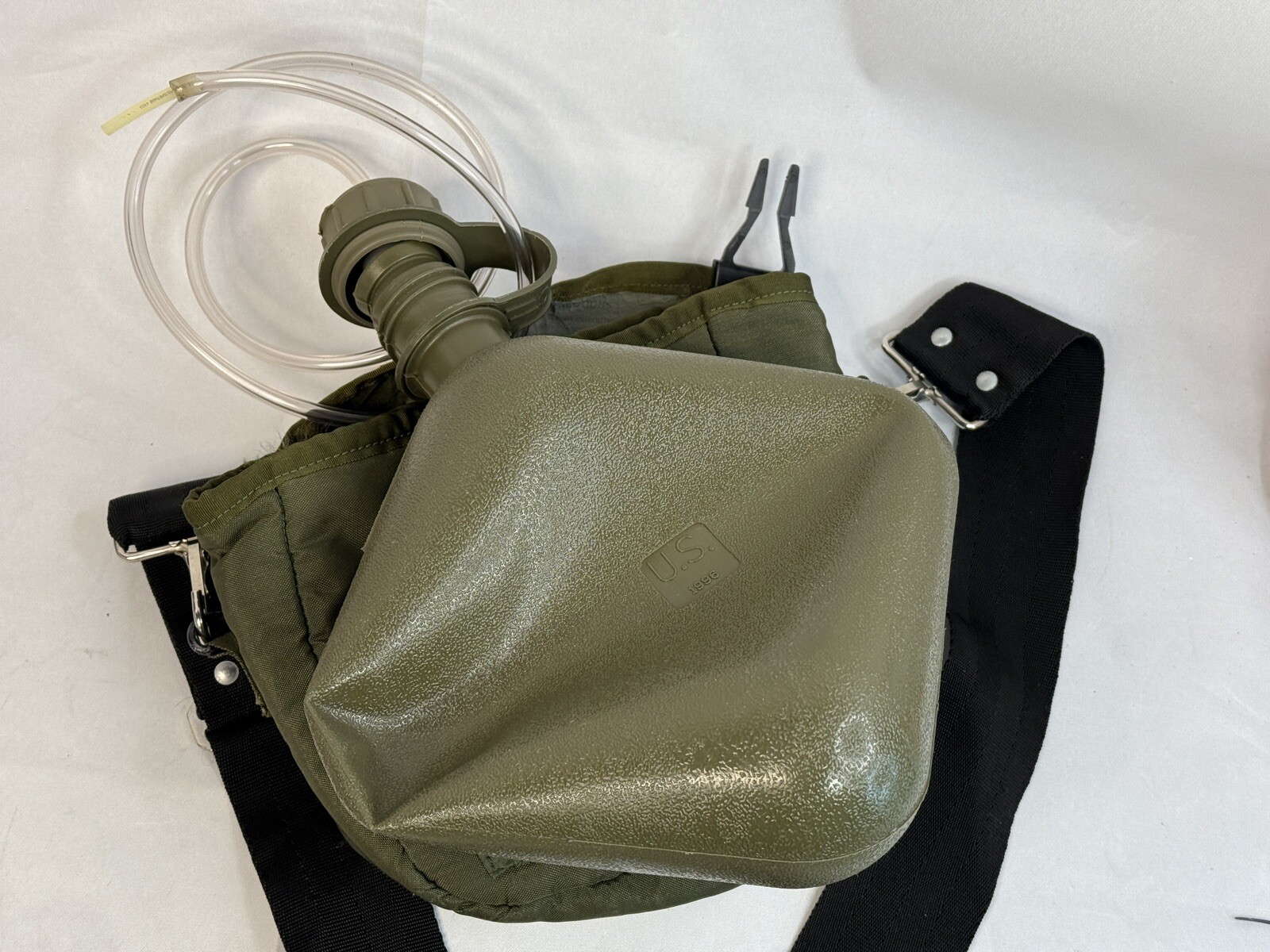 US OD 2qt bladder canteen and OD nylon case with adjustable strap W/straw Cap