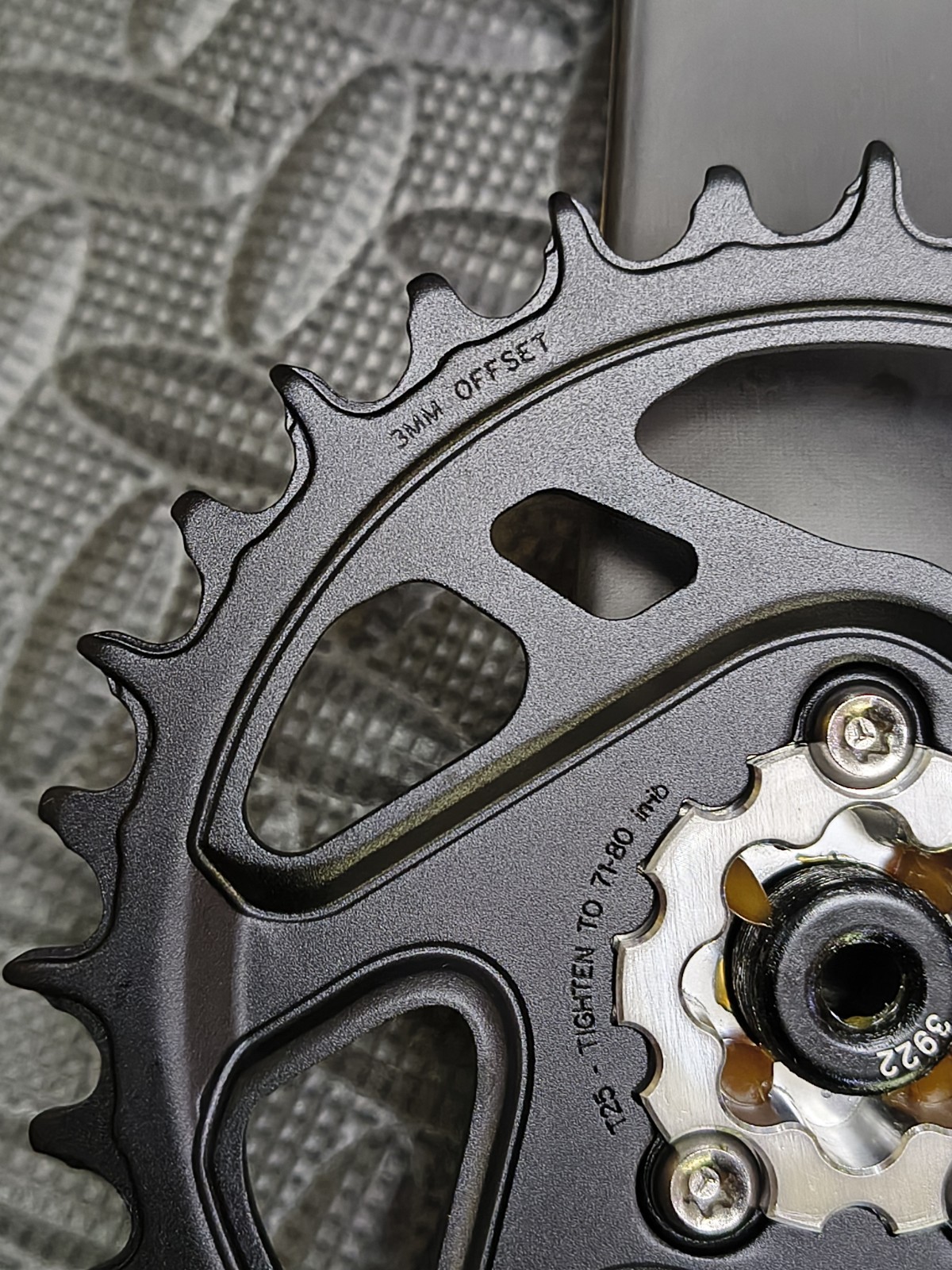 SRAM Truvativ Descendant Eagle 12-Speed 32T 170mm DUB 3mm Boost Carbon Crankset