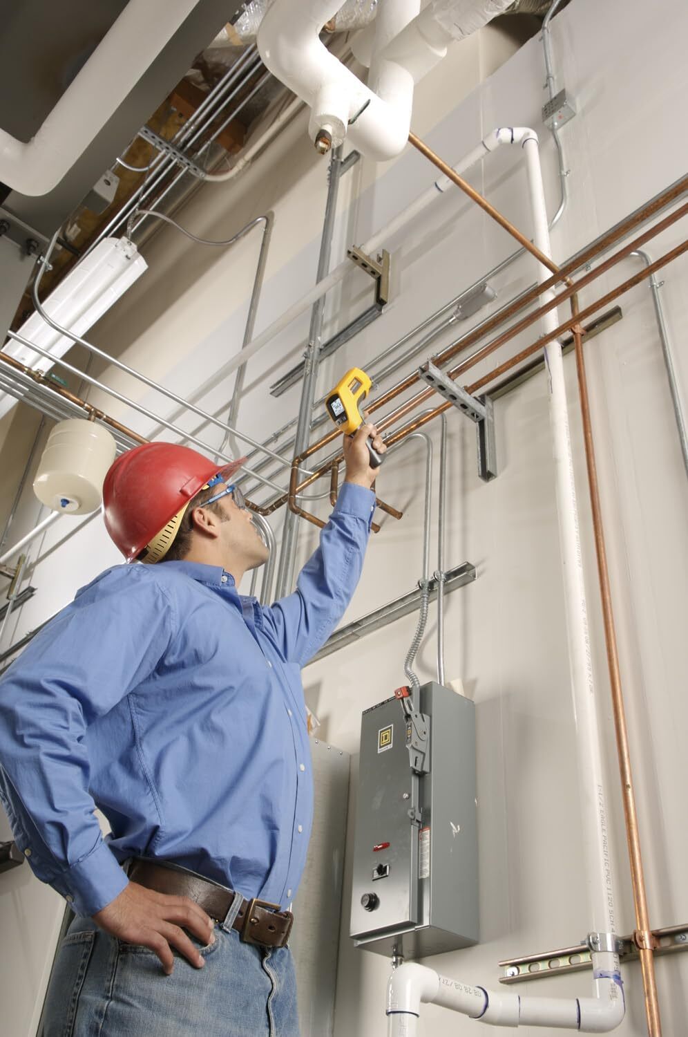 Fluke 568 Infrared Thermometer, -40 to 1472 Degrees F, Single Dot Laser Sighting