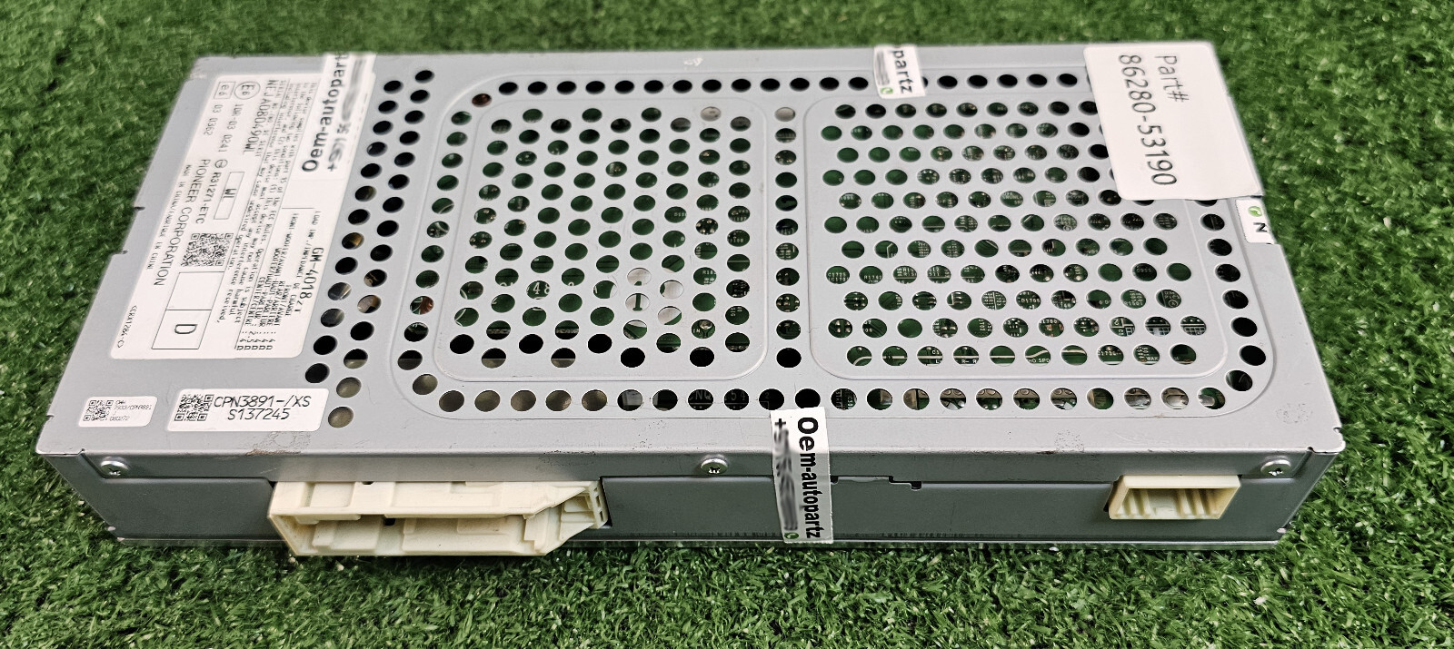 Lexus IS250 IS350 Radio stereo pioneer amplifier 86280-53190 oem used