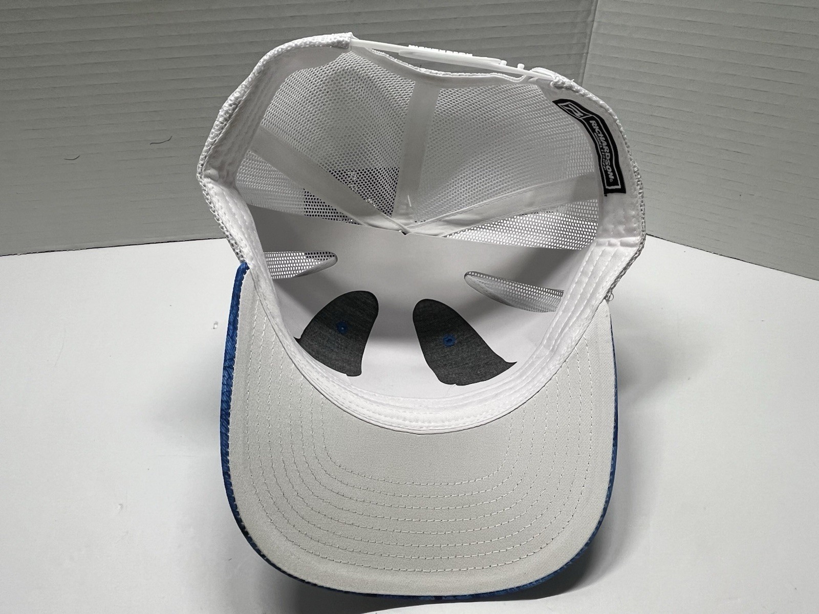 Brand New Richardon 112 w/CaseXX Logo Realtree Fishing Trucker Hat