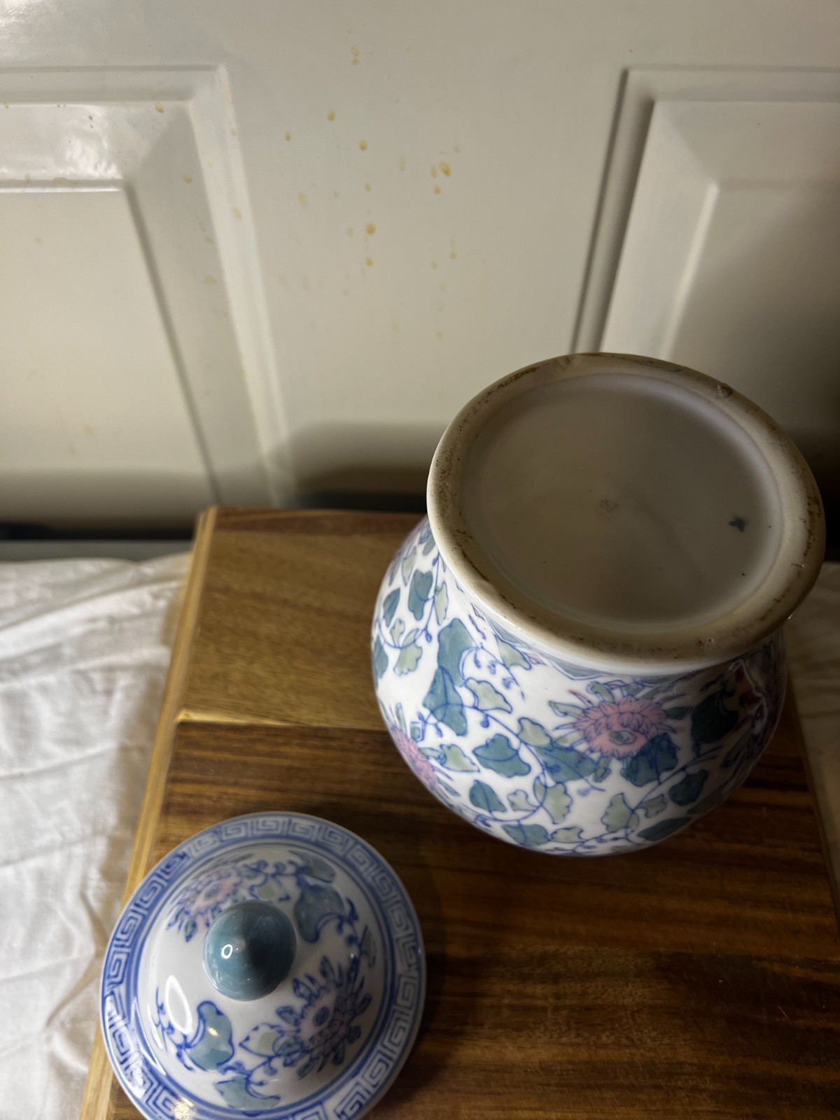 Vintage Chinese Blue Green Floral Pattern Porcelain Ginger Jar With Lid