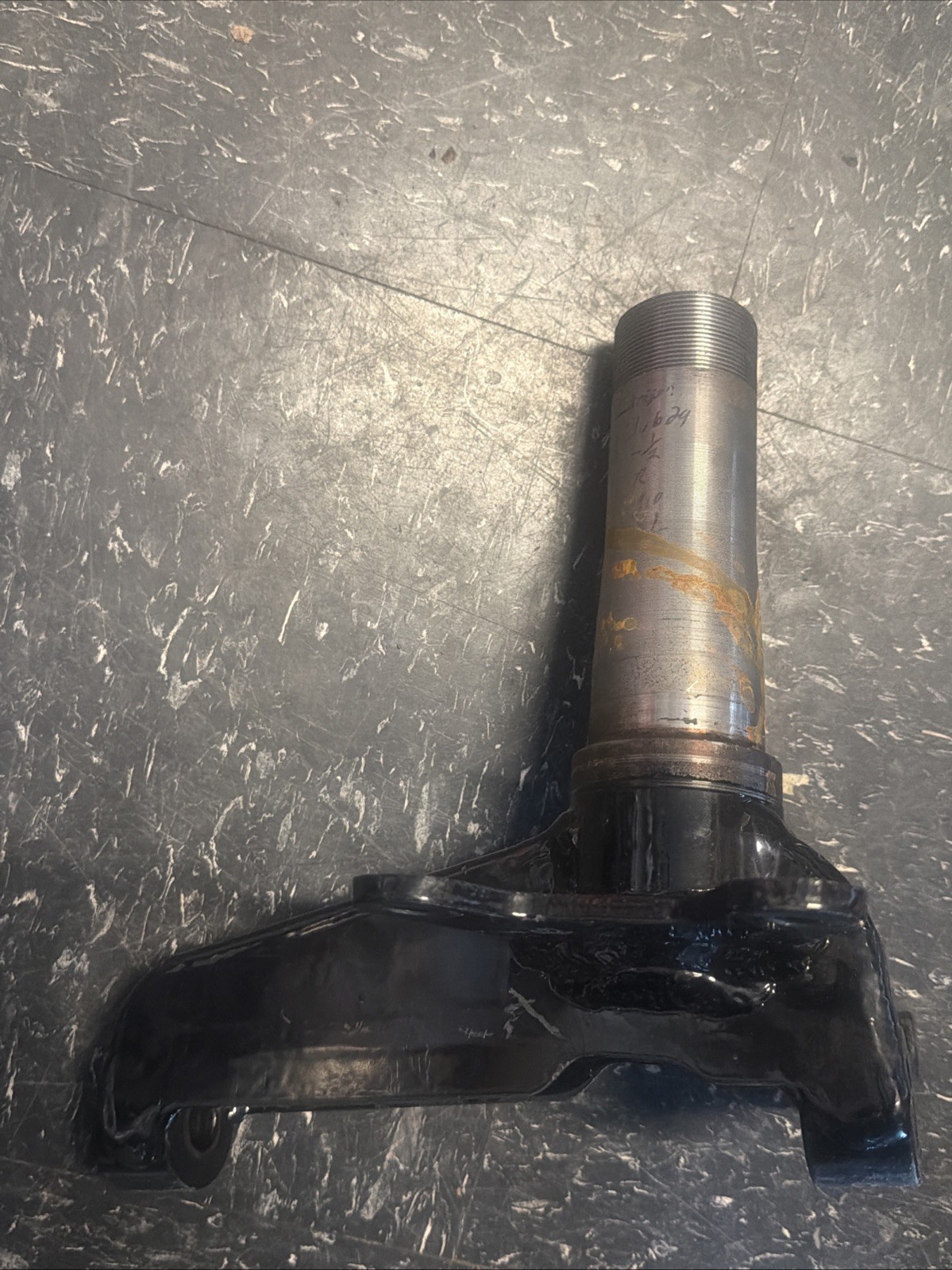 TWM Racing Products Spindle Club29 Dirt Late Model TWM Spindle Right