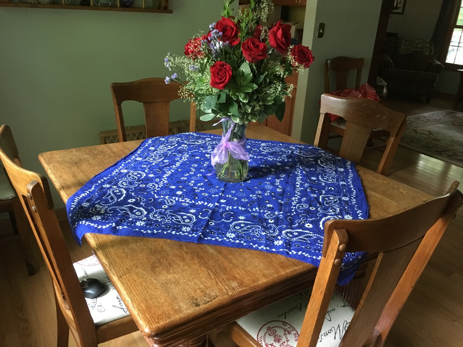 BIG ASS BANDANA Extra Large Texas Size Paisley Bandana 42x42 in